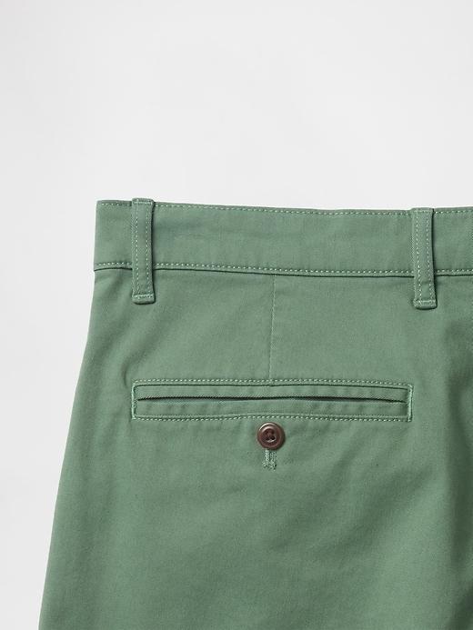 8" Modern Shorts Product Image