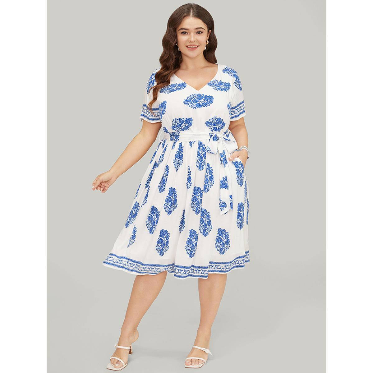 Plus Size Floral Print Pocket Belted Ruffle Hem Knee Dress Blue Women Vacation Printed V-neck Short sleeve Curvy Knee Dress BloomChic 22-24/3X Product Image