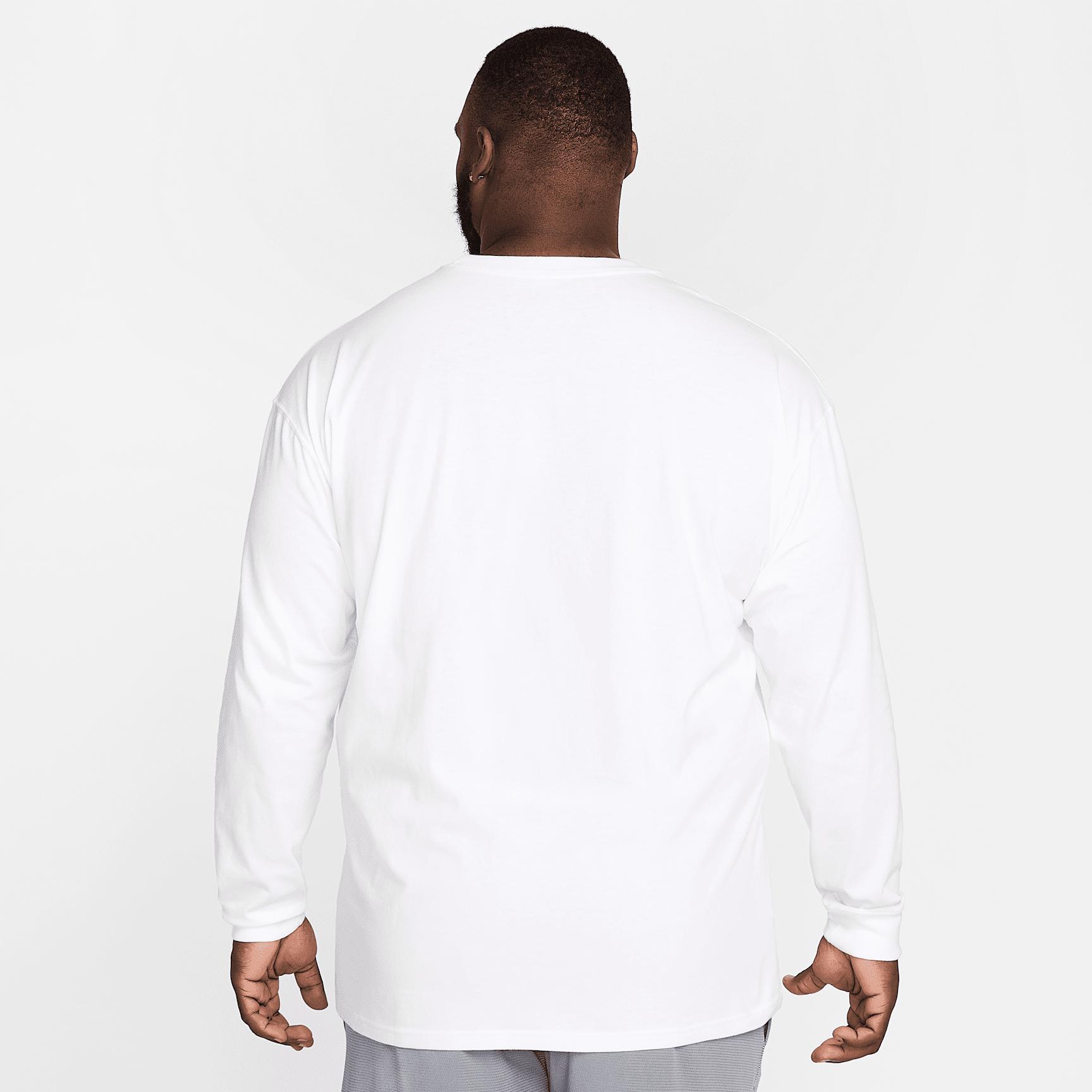 LeBron Men's Max90 Long-Sleeve Basketball T-Shirt Product Image