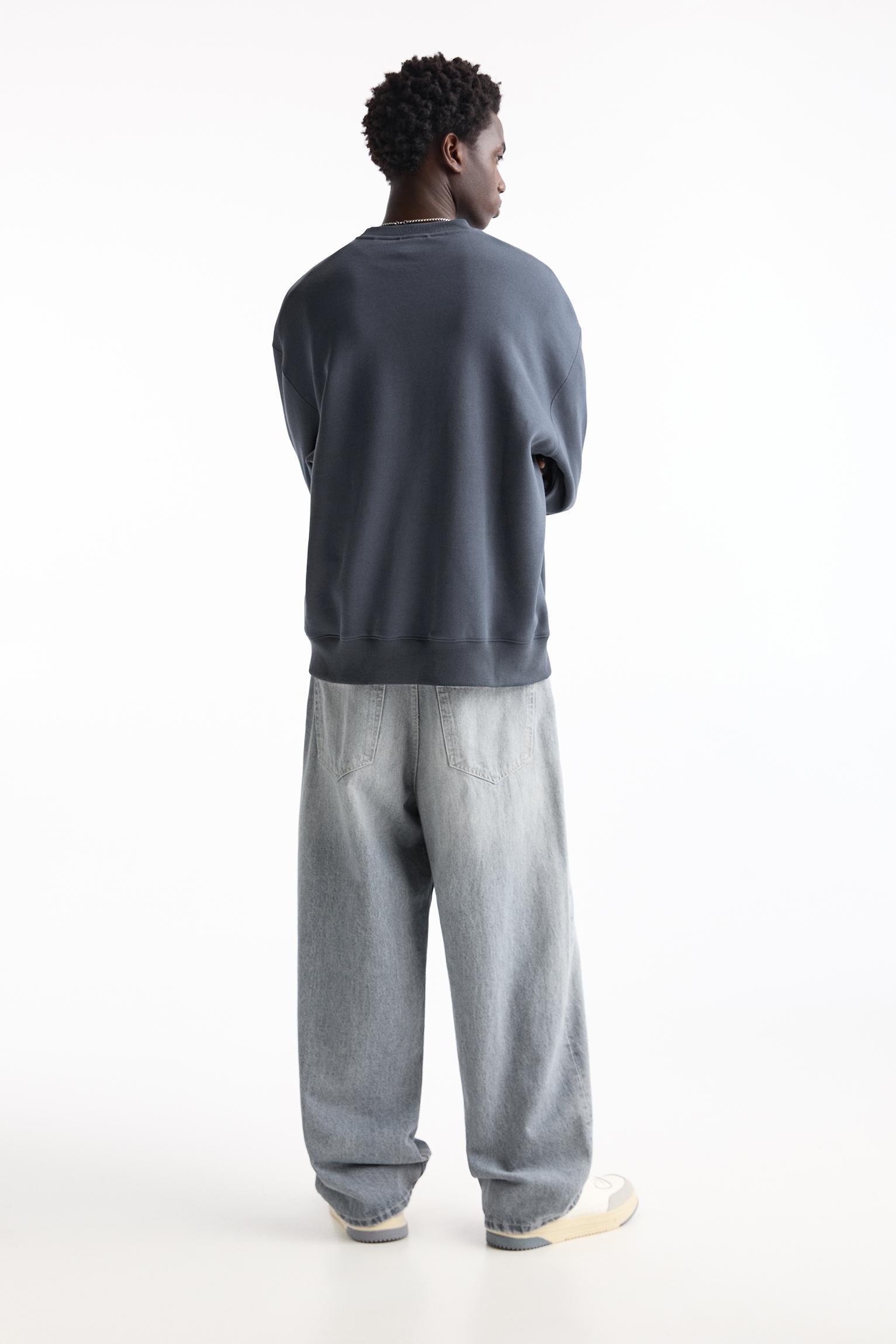 Basic crew neck sweatshirt Product Image