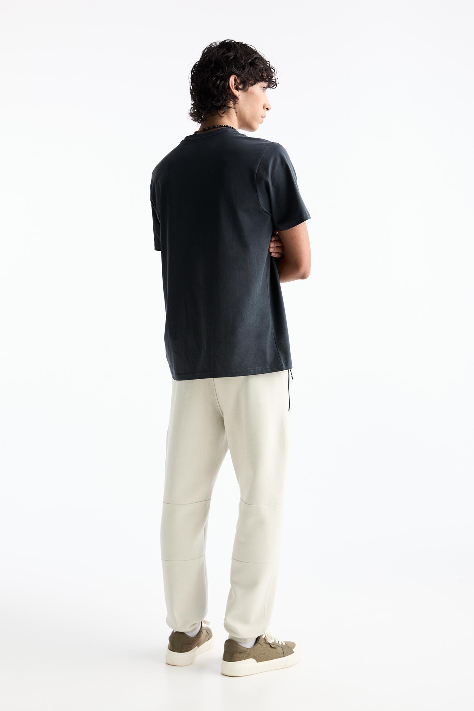 Technical sweatpants Product Image
