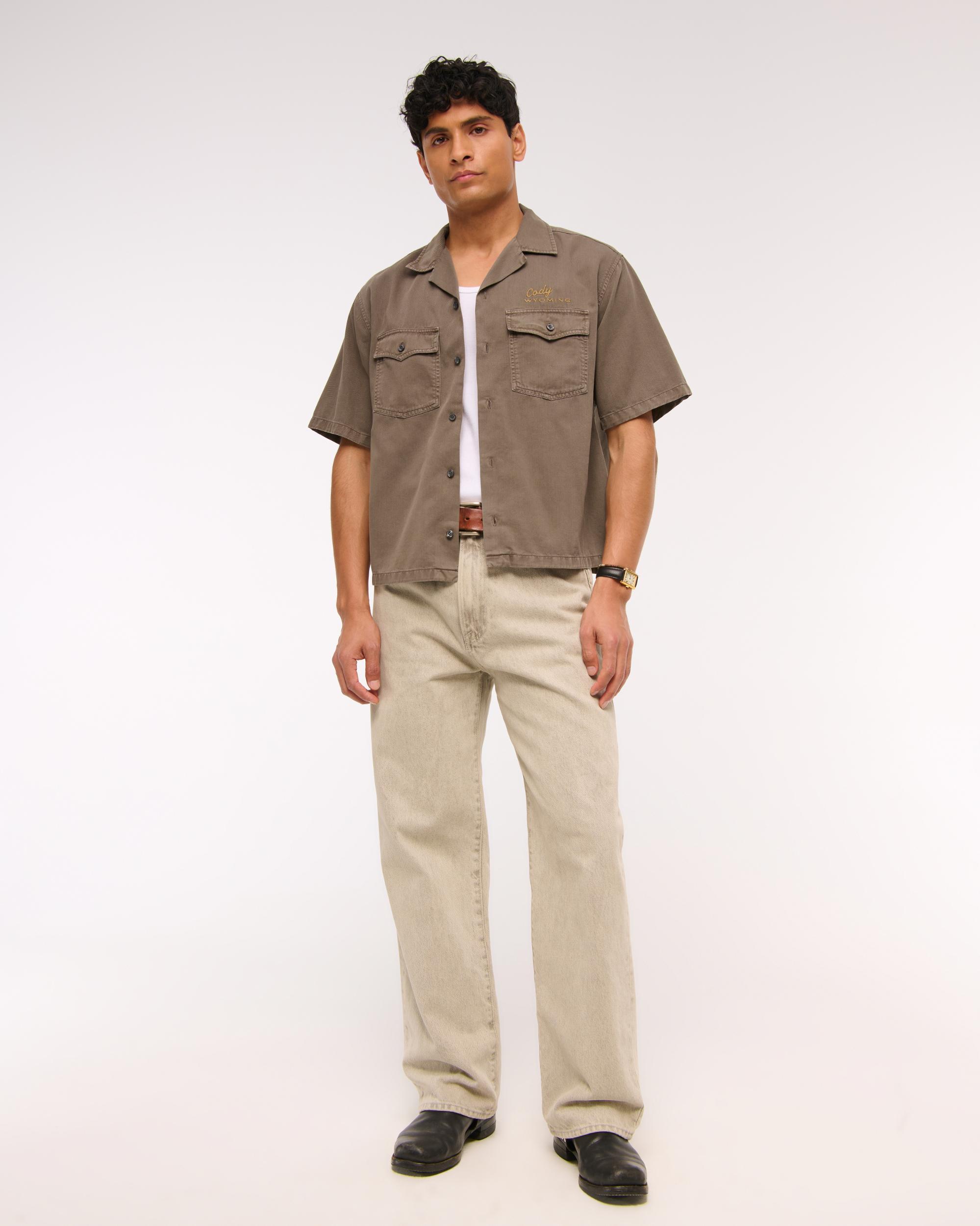 Short-Sleeve Cropped Western Graphic Button-Up Shirt Product Image