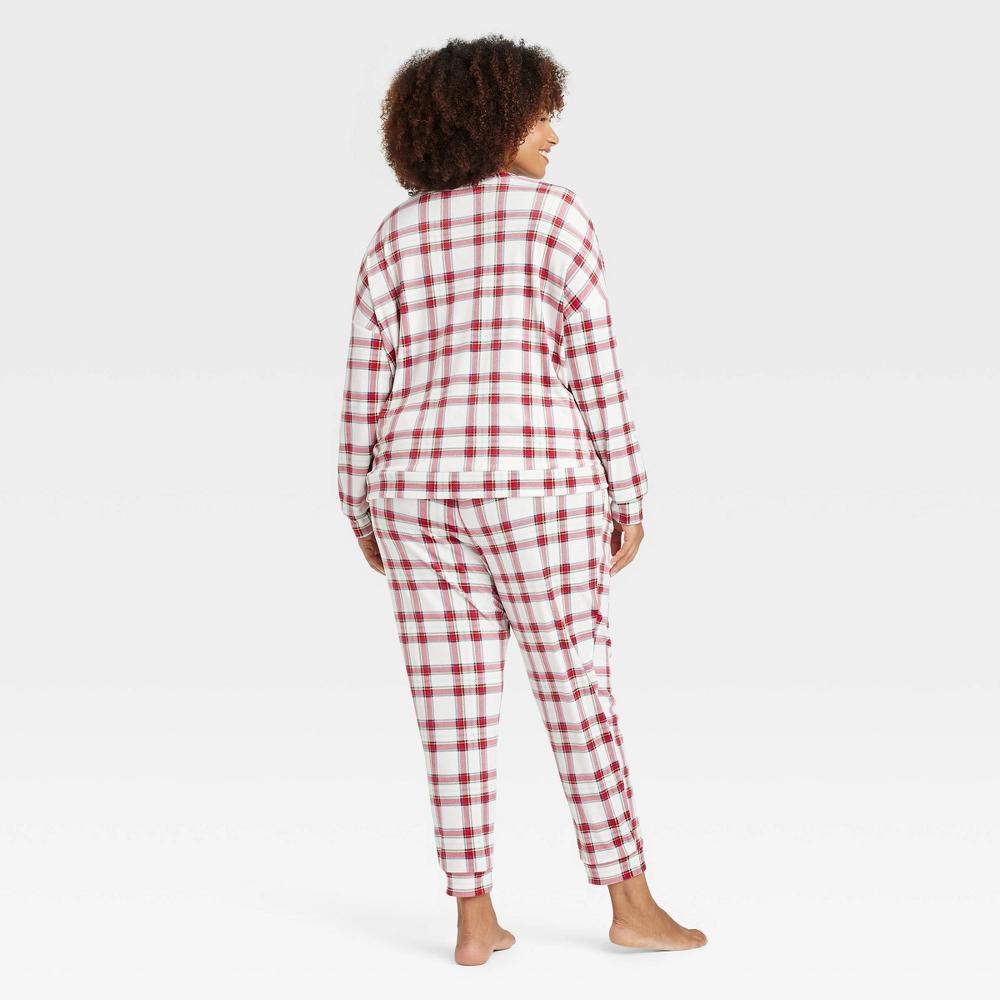 Women's Minky Fleece Pullover Top and Jogger Pants Pajama Set - Auden™ Cream/Plaid 2X Product Image