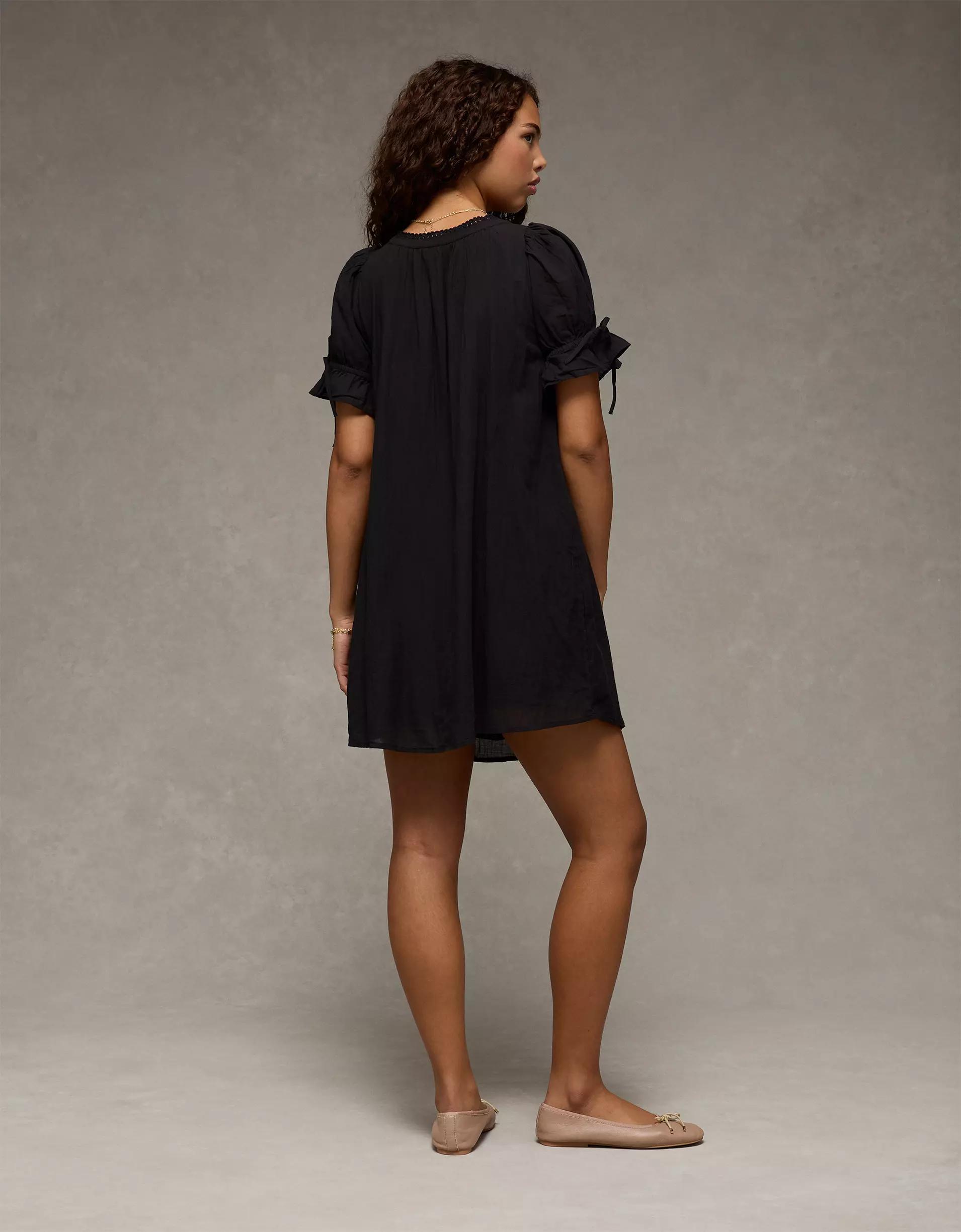 AE Scoop Neck Puff Sleeve Babydoll Mini Dress Product Image