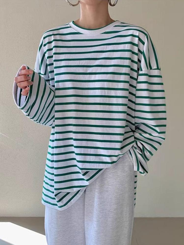 Long-Sleeve Crewneck Striped T-Shirt Product Image