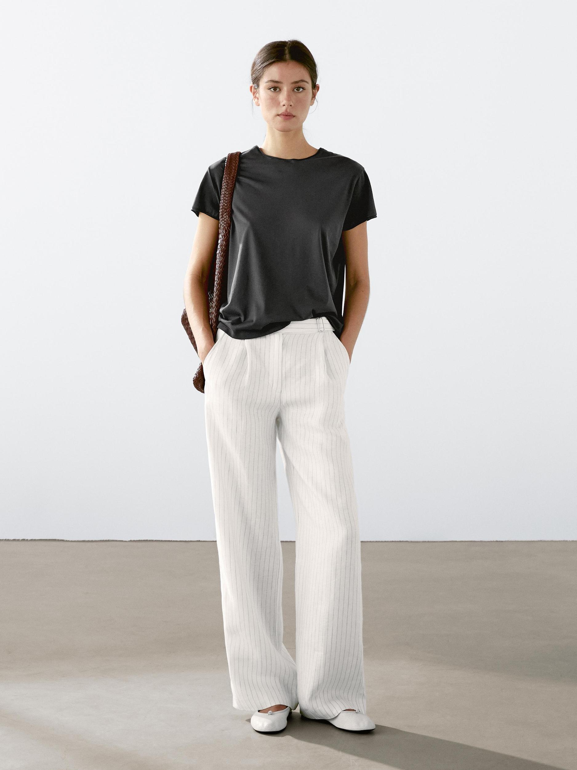 100% cotton short sleeve T-shirt Product Image