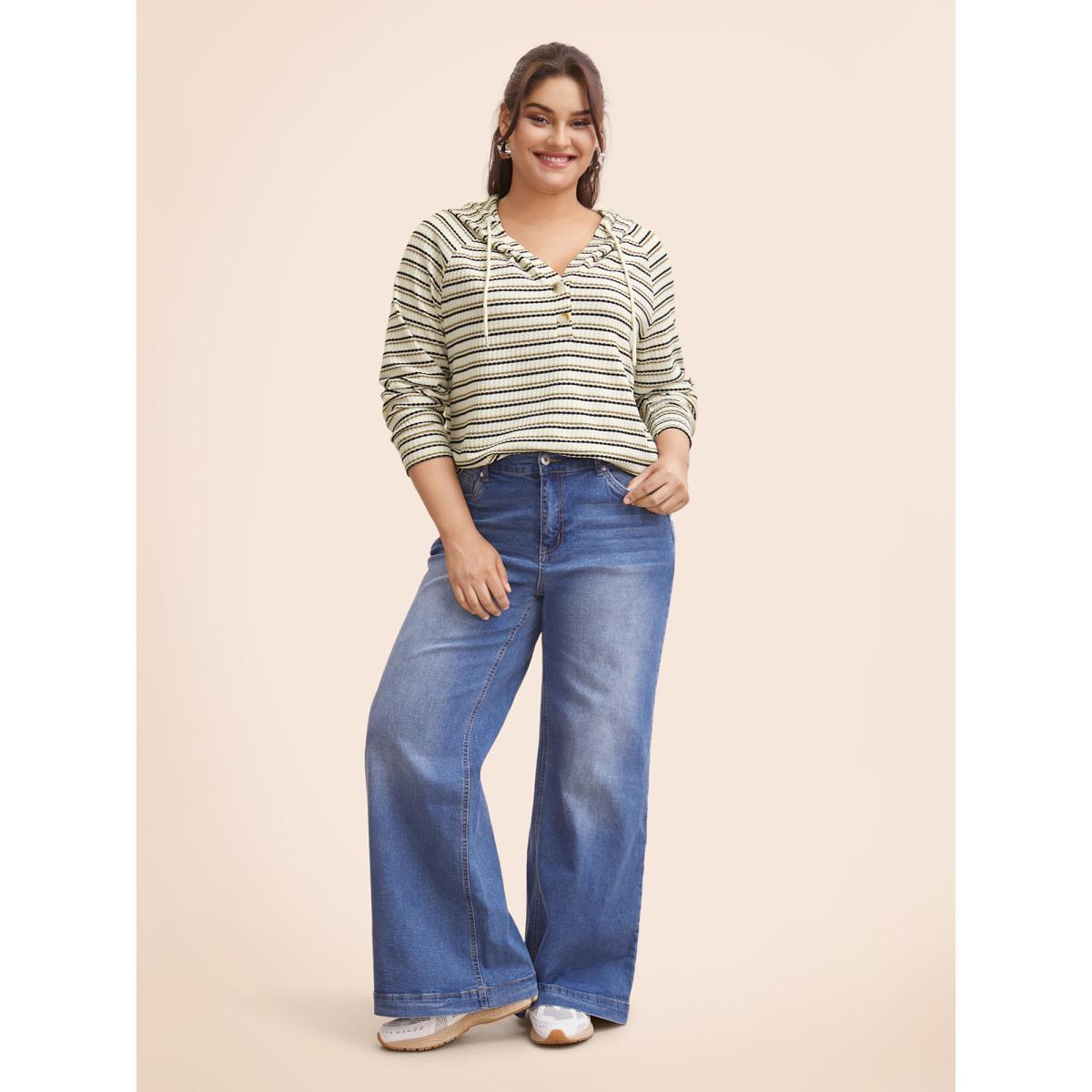 Plus Size Striped Texture Raglan Sleeve Hooded T-shirt Multicolor Women Casual Texture Hooded Everyday T-shirts BloomChic 26/4X Product Image