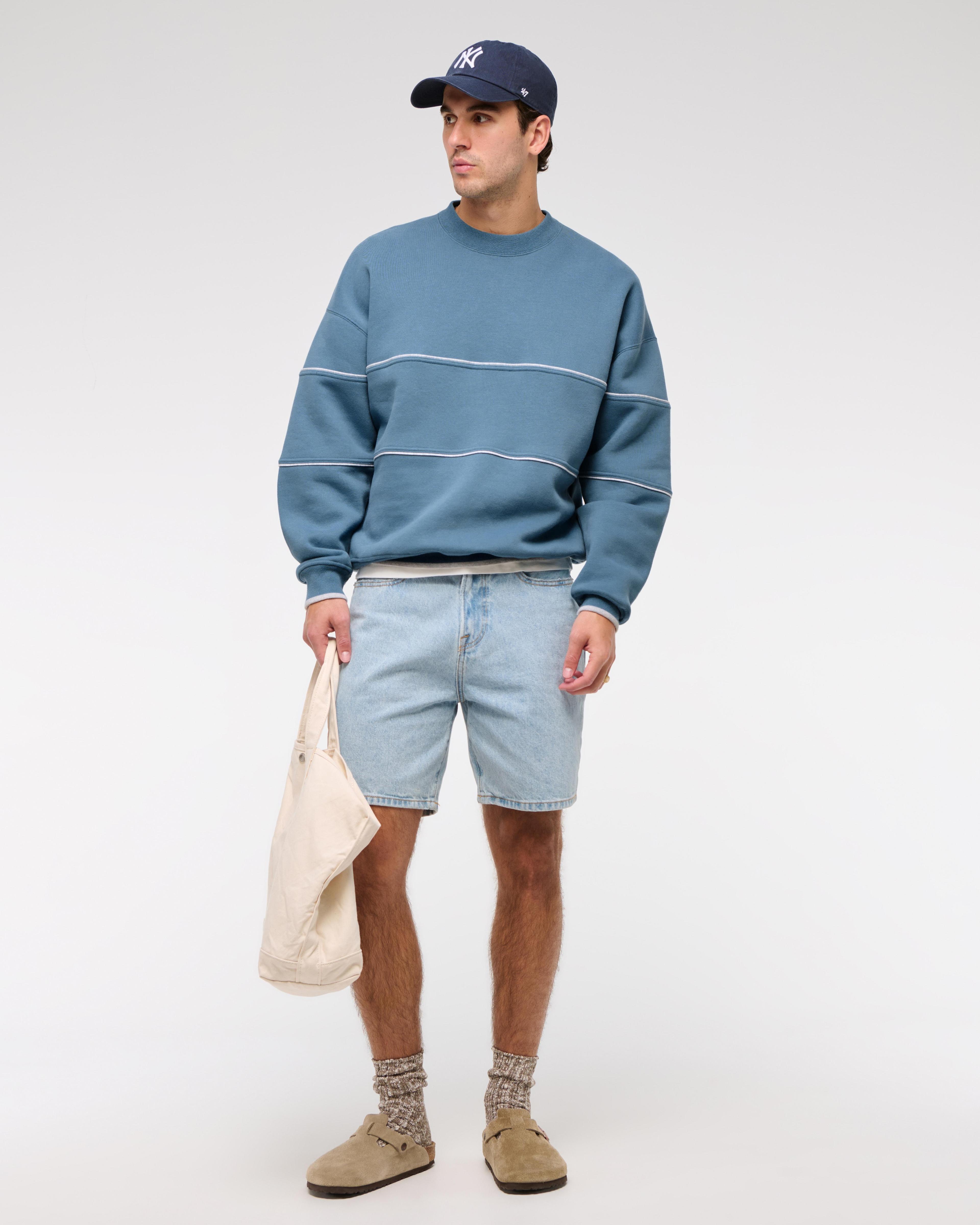 Essential Crew Sweatshirt Product Image