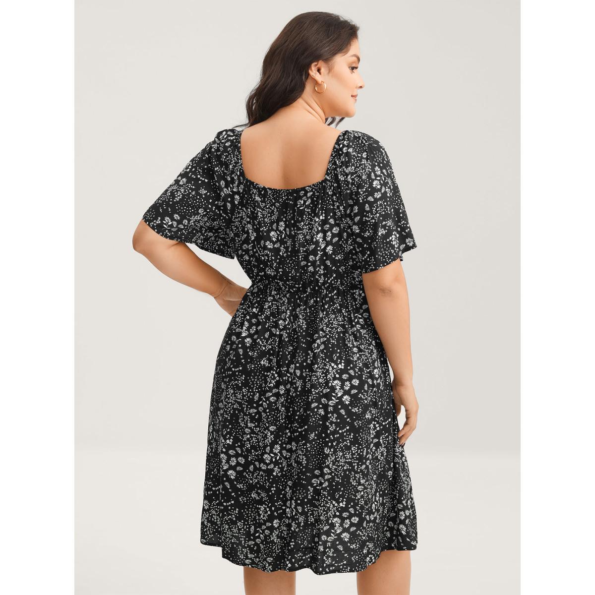 Plus Size Floral Neck Drawstring Flared Sleeve Midi Dress Black Women Square Neck Short sleeve Curvy BloomChic 18-20/2X Product Image