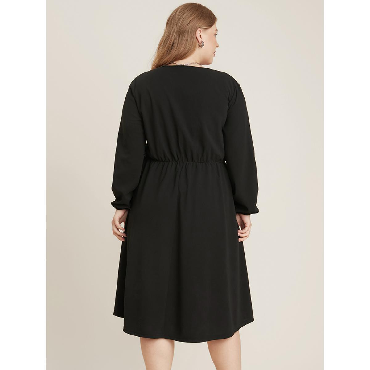 Plus Size Solid Surplice Neck Pocket Pleated Flutter Dress Black Women Office Plain V-neck Long Sleeve Curvy Midi Dress BloomChic 10/M Product Image