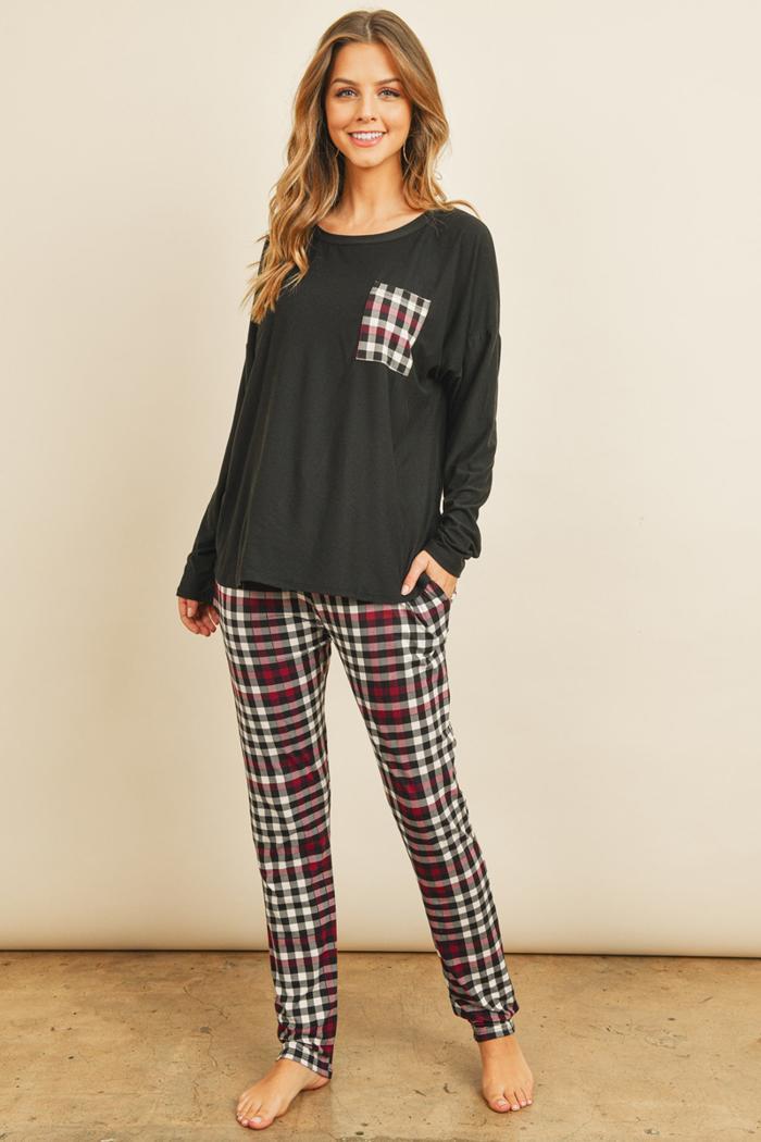 Top & plaid jogger set Product Image