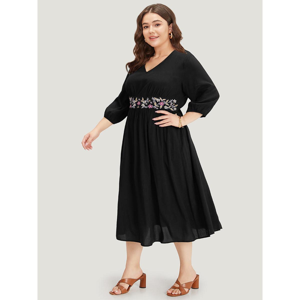 Plus Size Floral Embroidered Patchwork Pocket Elastic Cuffs Dress Black Women Vacation Elastic cuffs V-neck Elbow-length sleeve Curvy Midi Dress BloomChic 22-24/3X Product Image
