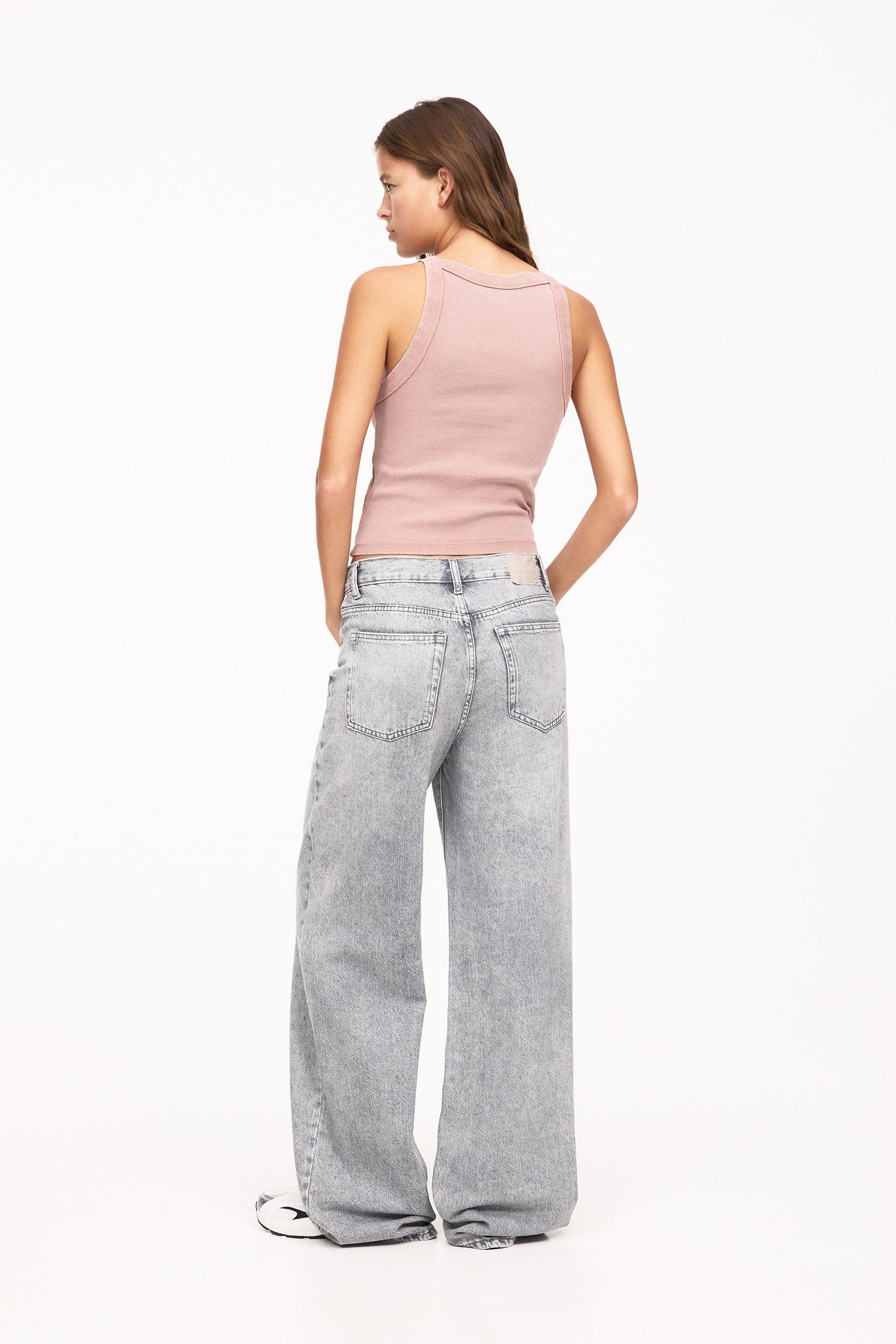 Halter neck tank top with trims Product Image