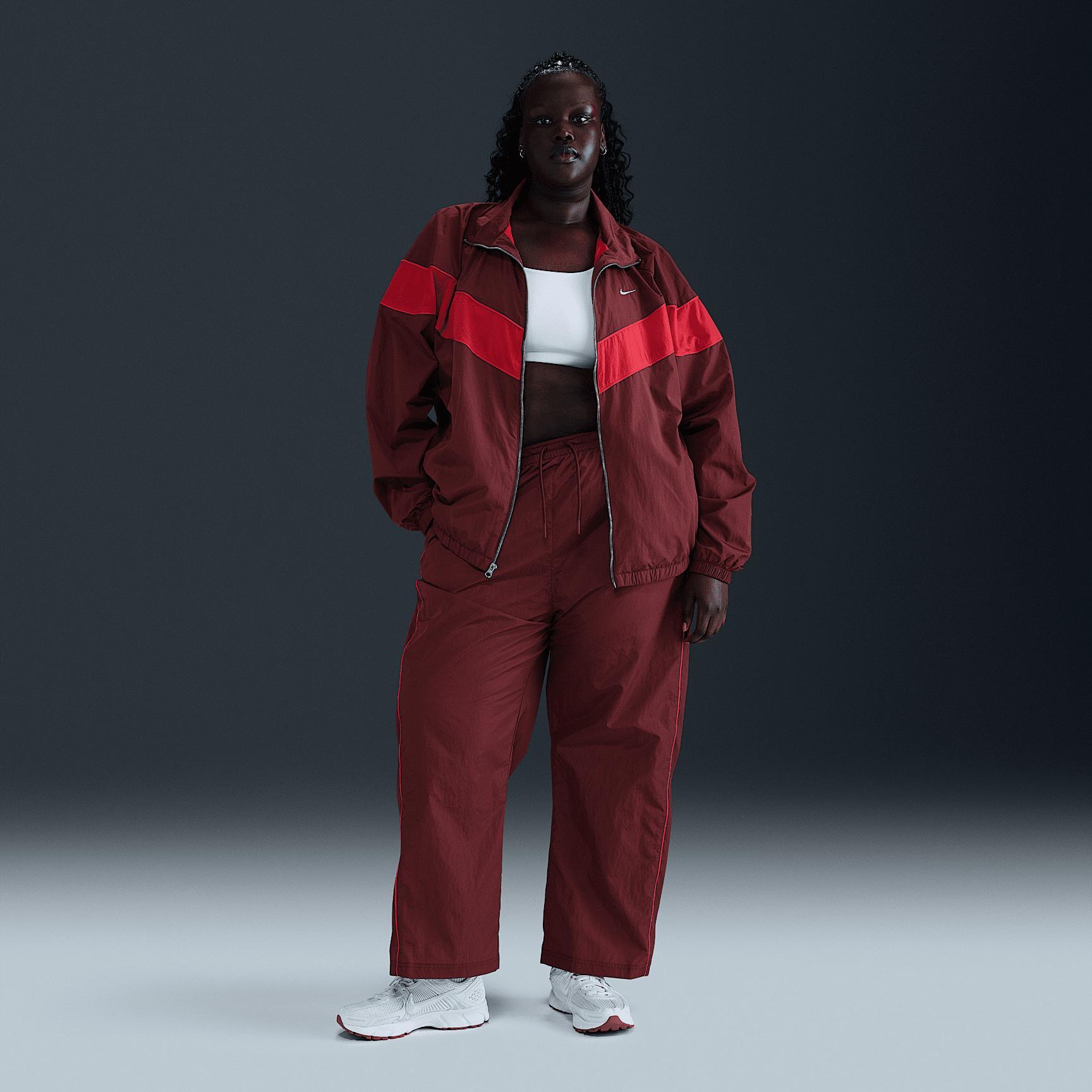 Nike Windrunner Women's Loose UV Woven Full-Zip Jacket (Plus Size) Product Image