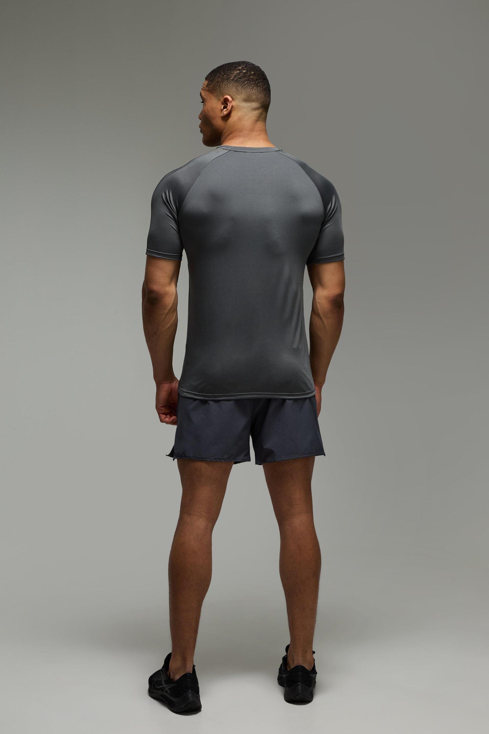 Man Active Stretch Woven 5inch Short | boohooMAN USA Product Image