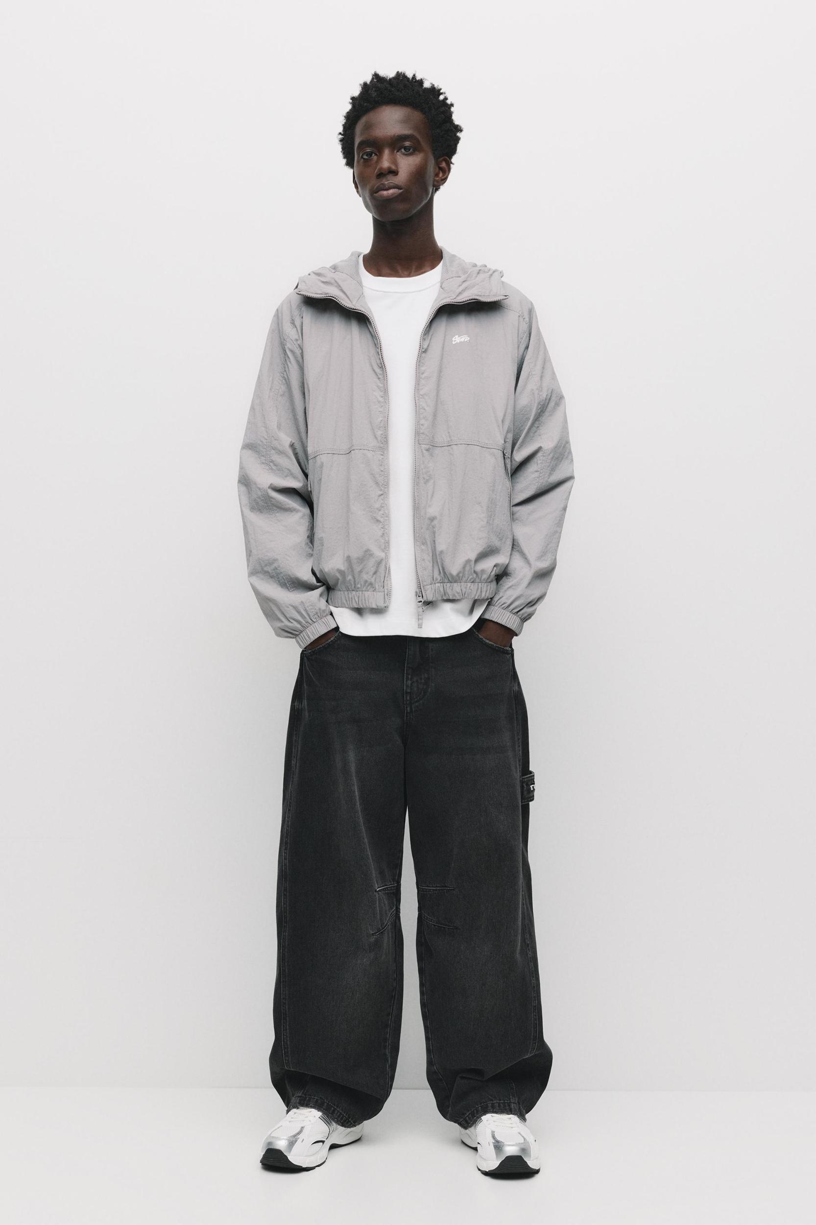 Diamond Crest Logo Sweatshirt Product Image