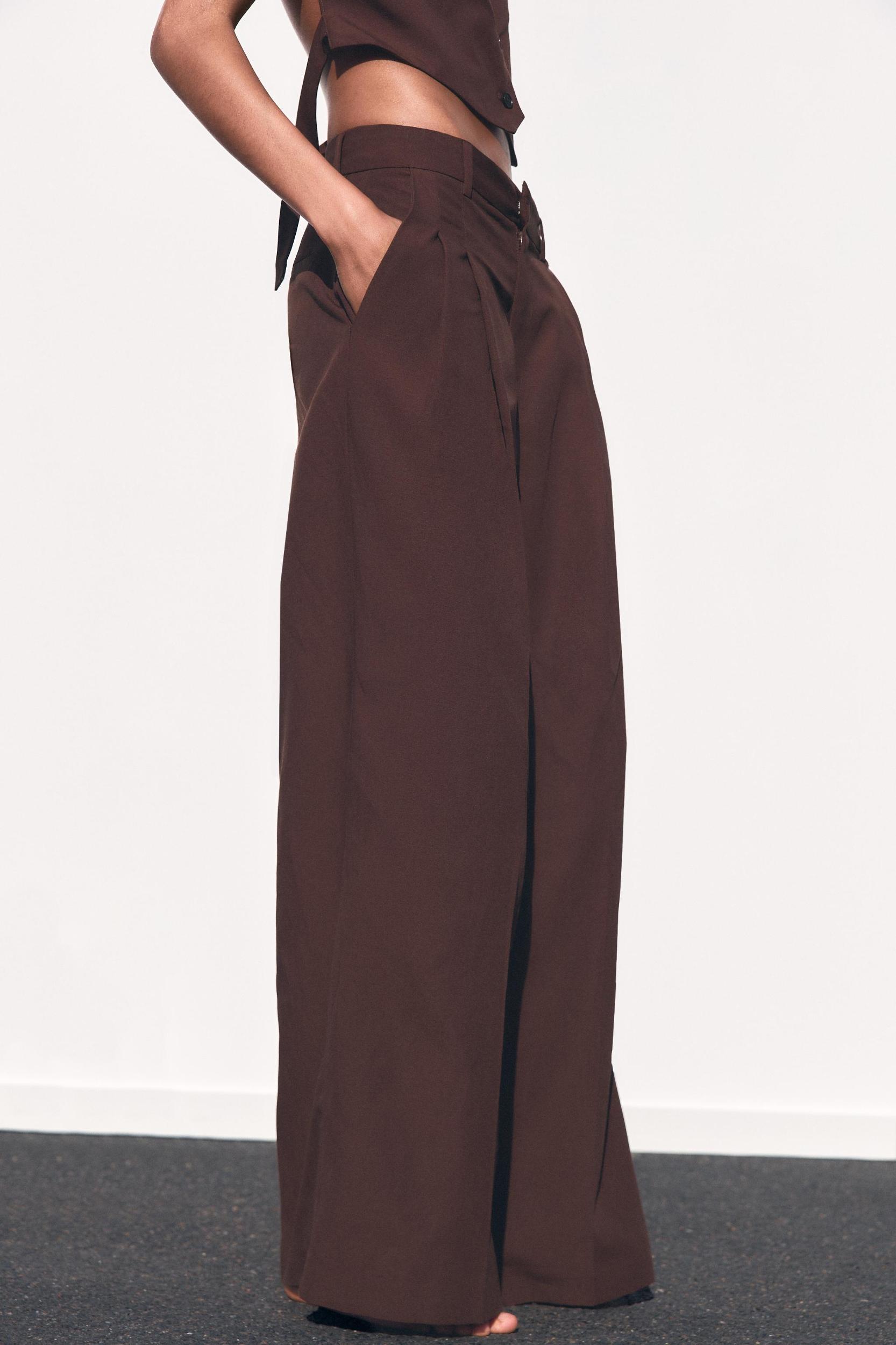 PLEATED PANTS Product Image