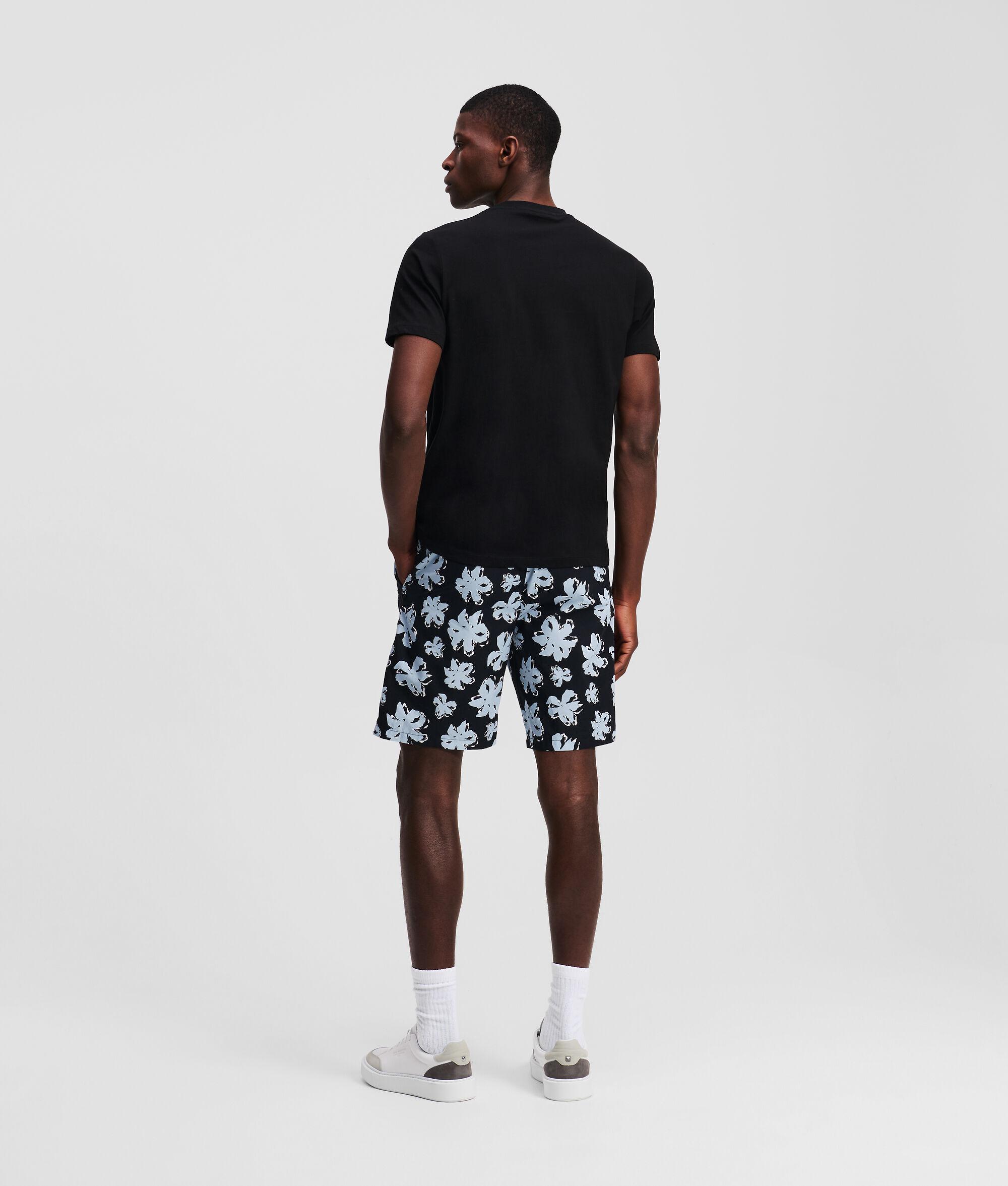 ALL-OVER FLOWER PRINT SHORTS Product Image