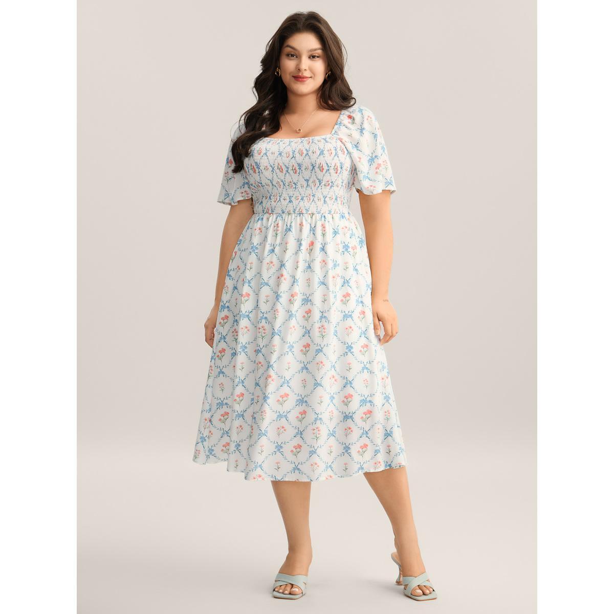 Plus Size Shirred Floral Print Pockets Midi Dress Originalwhite Women Romantic Square Neck Short sleeve Curvy BloomChic 26/4X Product Image