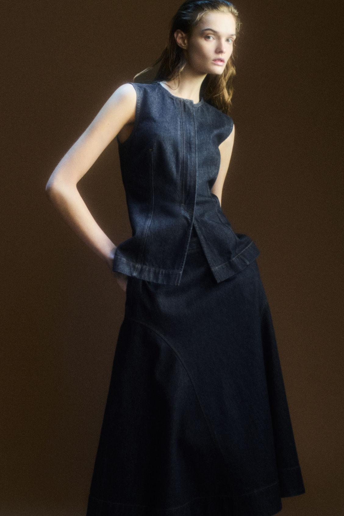 SLEEVELESS DENIM TOP Product Image