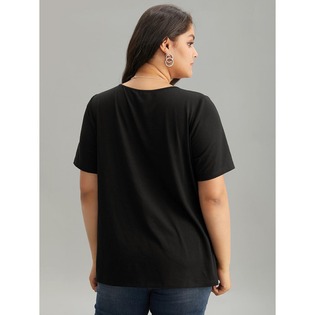 Plus Size Solid Keyhole Cut Out T-shirt Black Women Elegant Plain Plain Dailywear T-shirts BloomChic 12/L Product Image