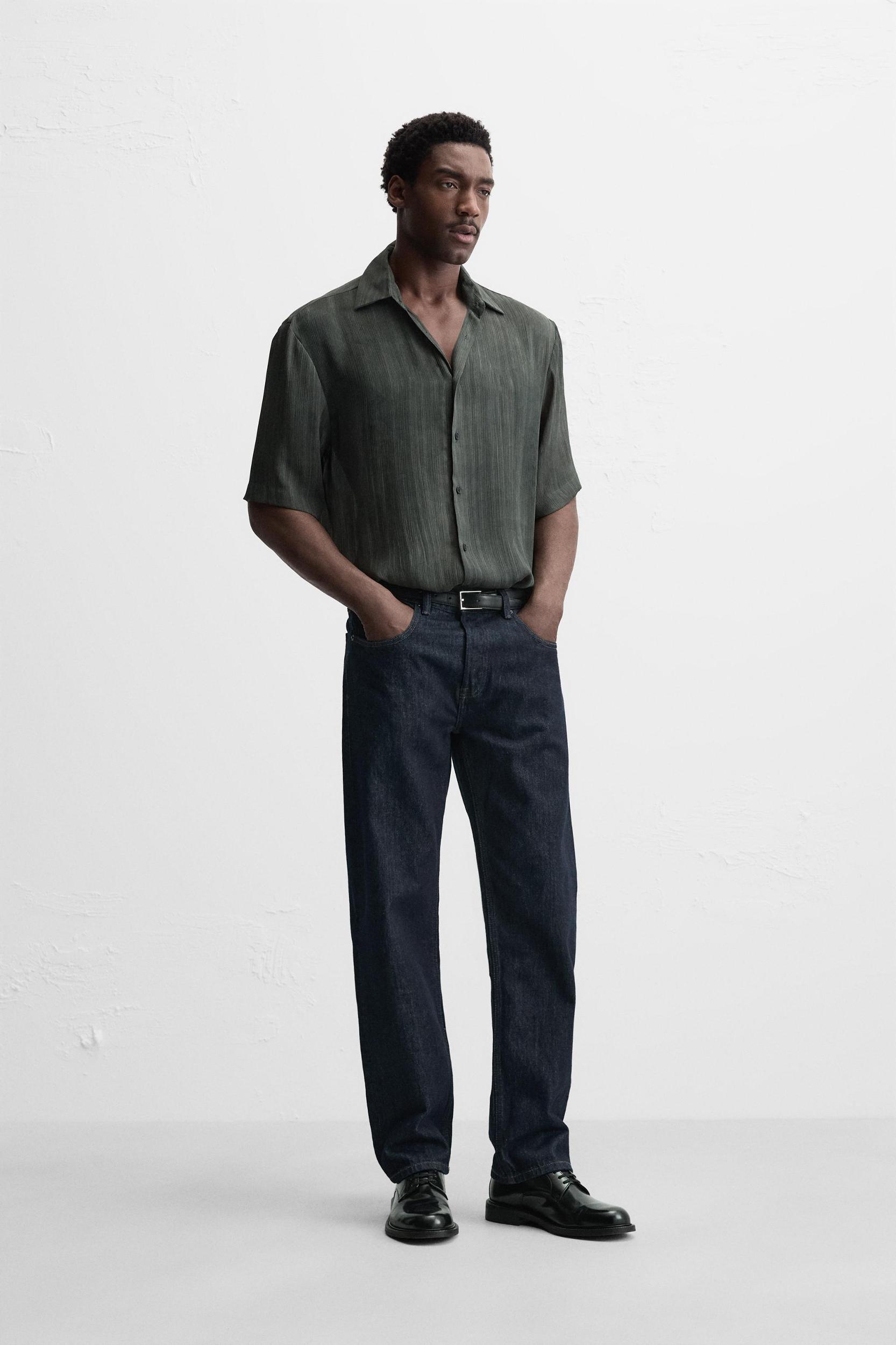 BLURRED PRINT SHIRT Product Image