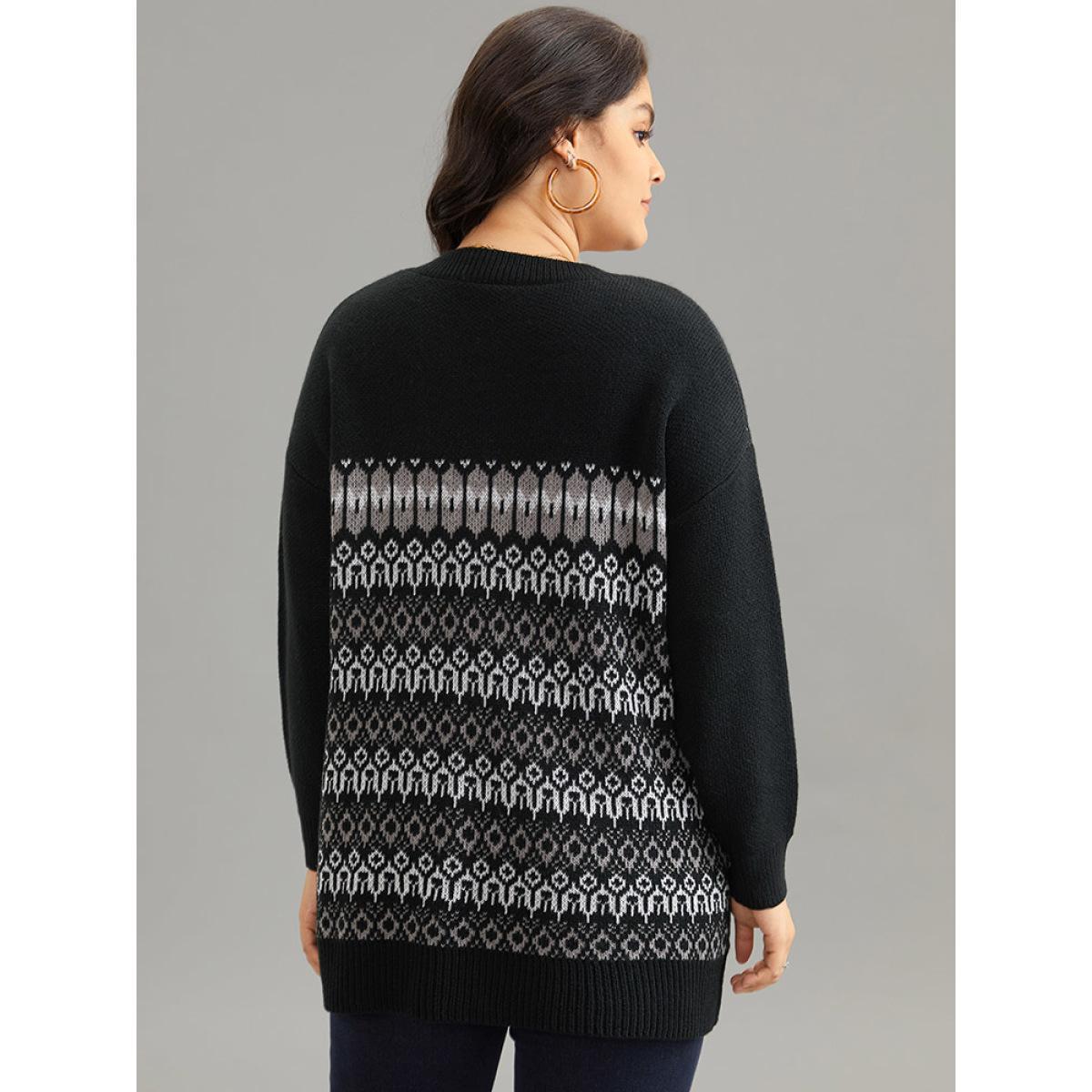 Plus Size Loose V Neck Geometric Print Jacquard Pullover Black Women Casual Loose Long Sleeve V-neck Dailywear Pullovers BloomChic 22-24/3X Product Image