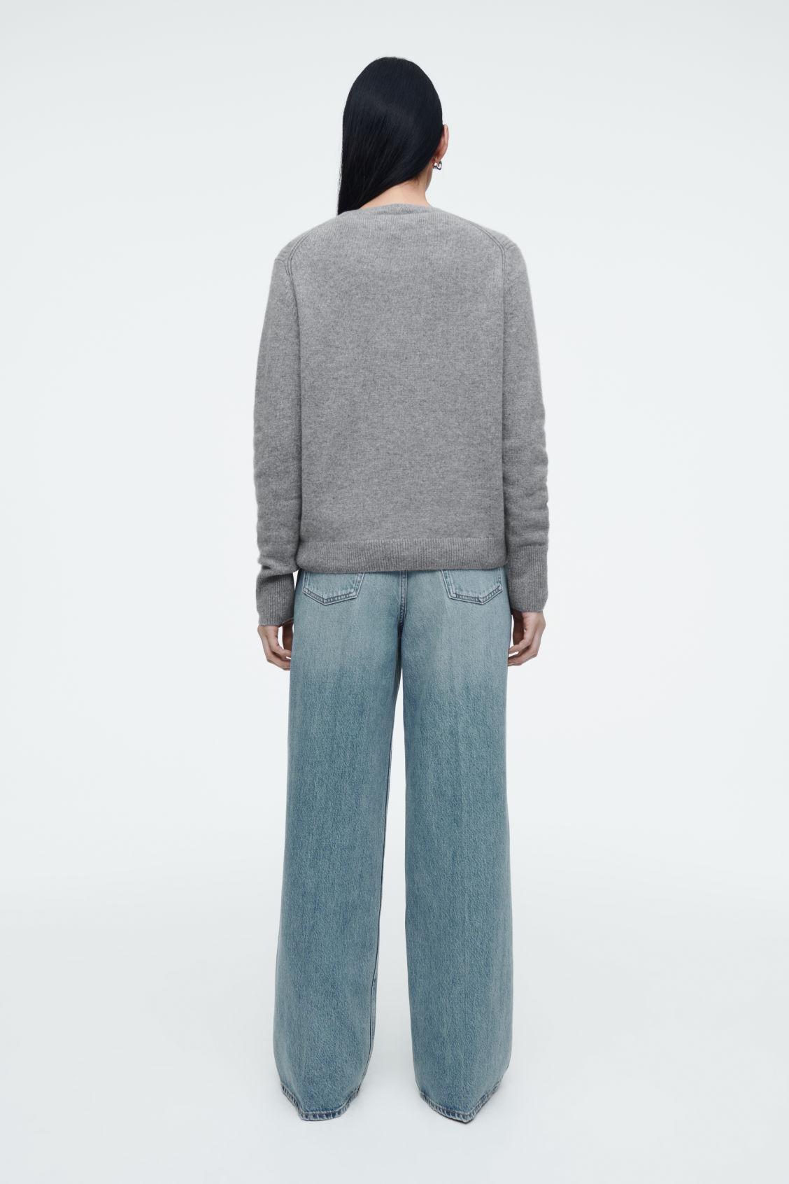PURE CASHMERE SWEATER Product Image
