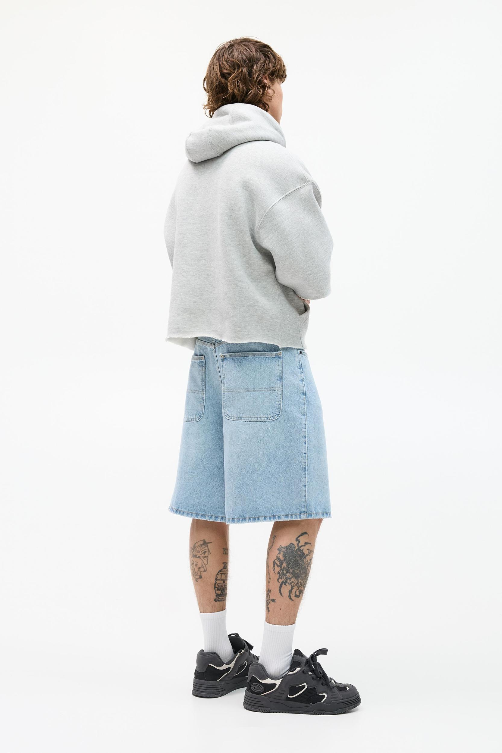 Loose baggy denim Bermuda shorts Product Image