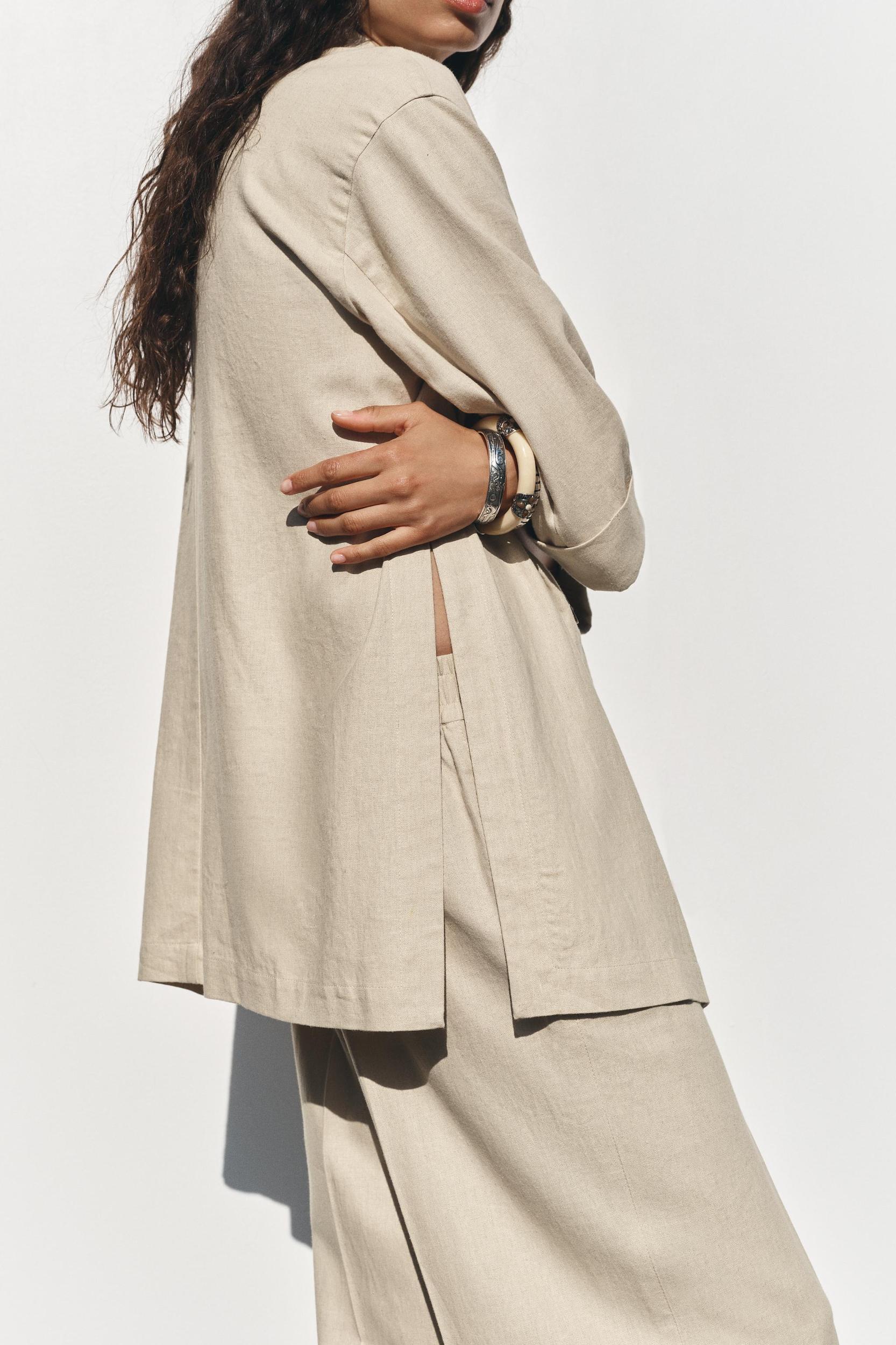 LINEN BLEND DOUBLE BREASTED BLAZER Product Image