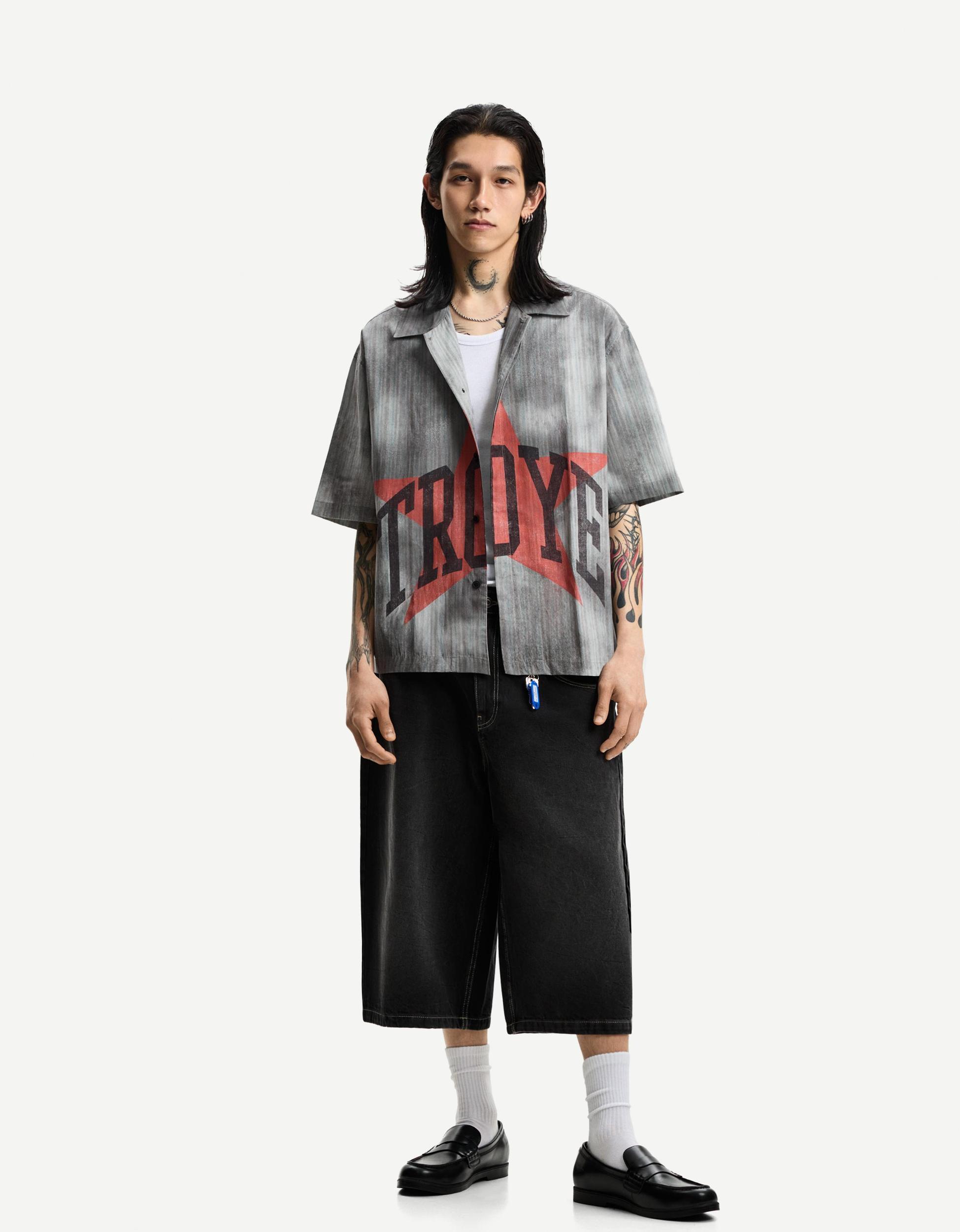 Super baggy denim Bermuda jorts Product Image