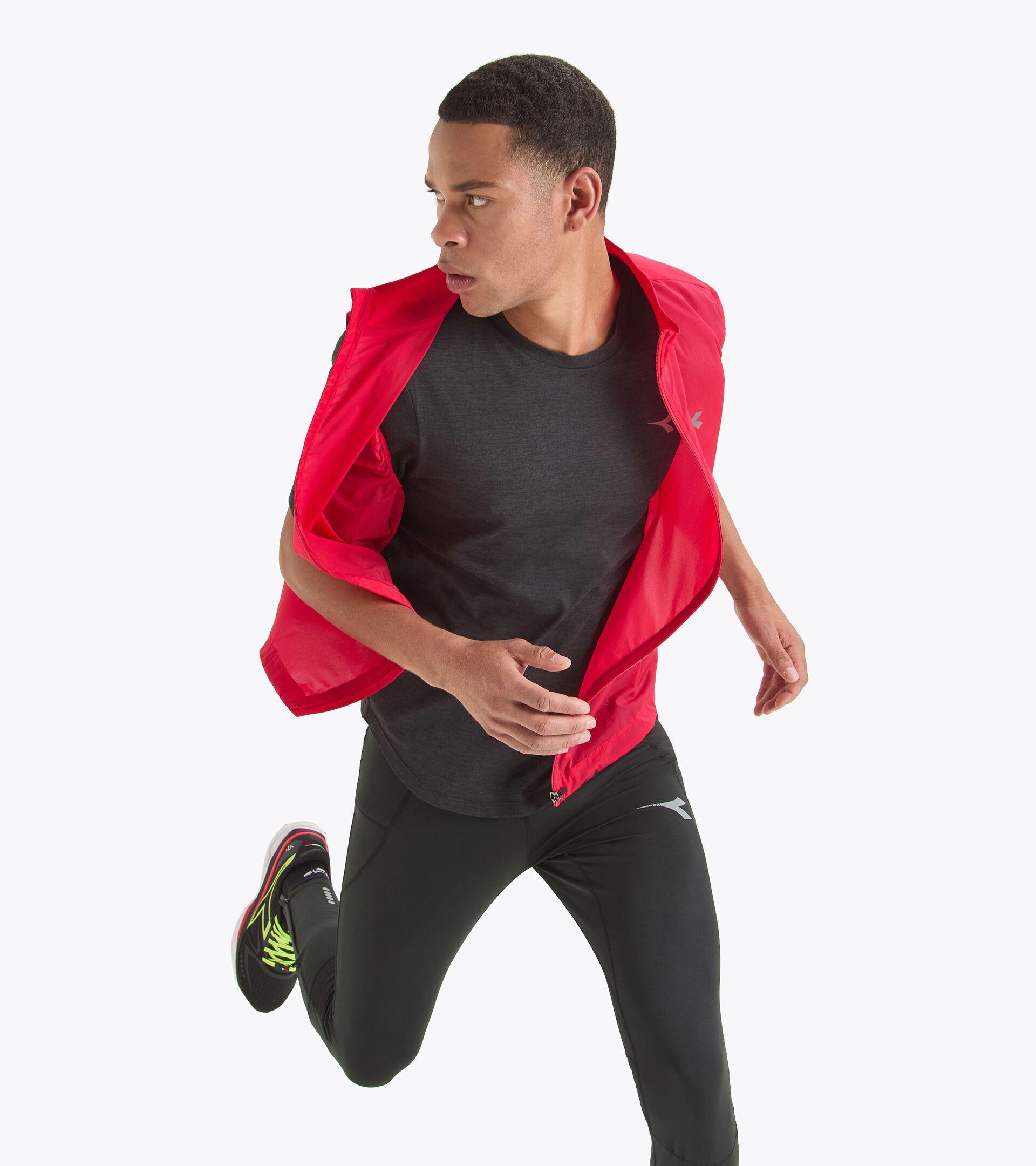 PACKABLE VEST Product Image