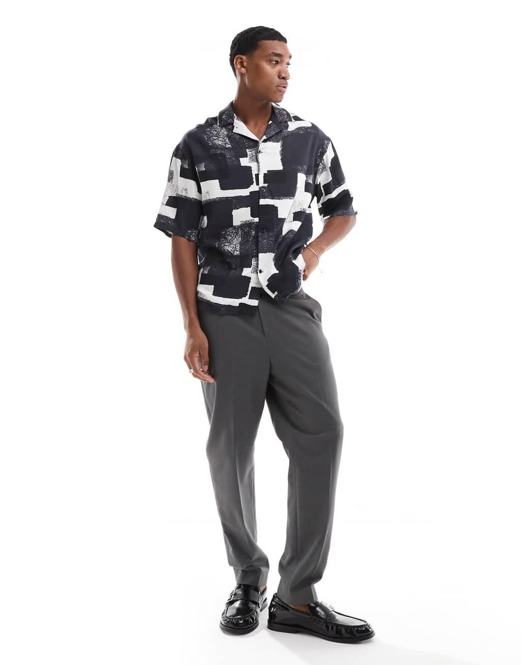 Viggo relaxed shirt in color block print Product Image