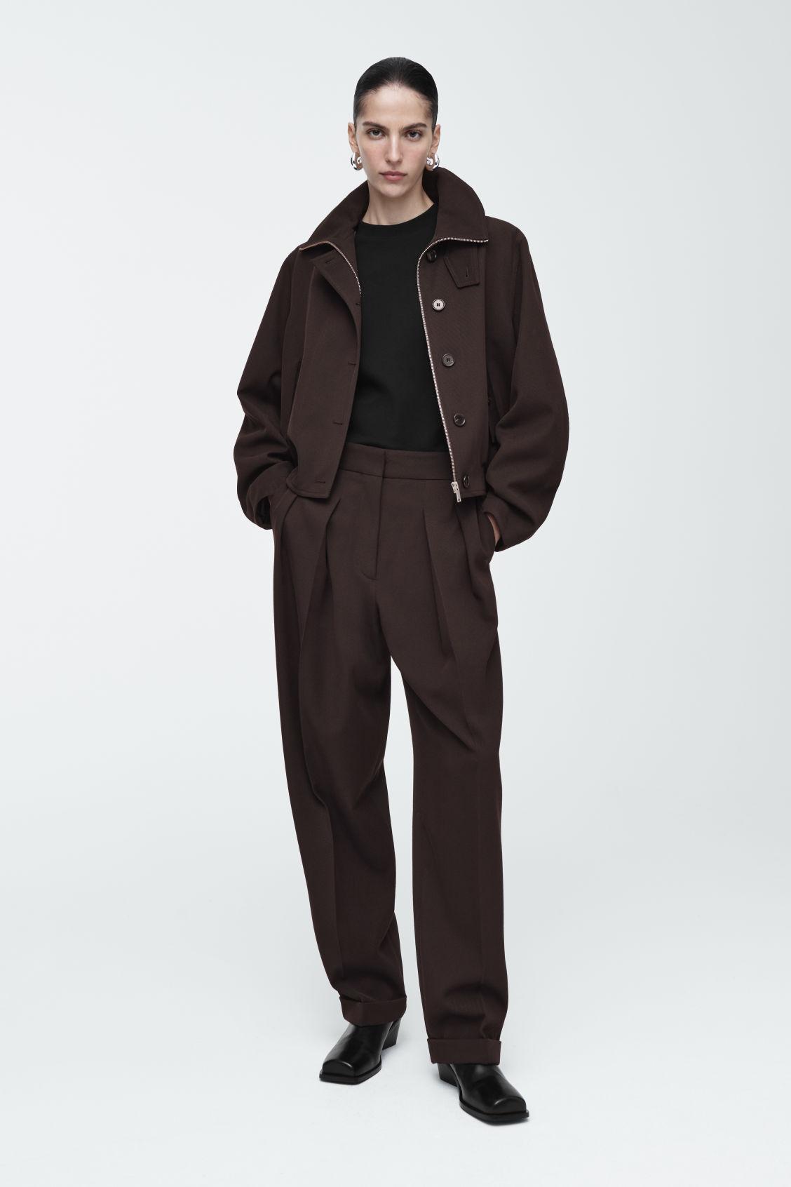 CLEAN CUT REGULAR T-SHIRT Product Image