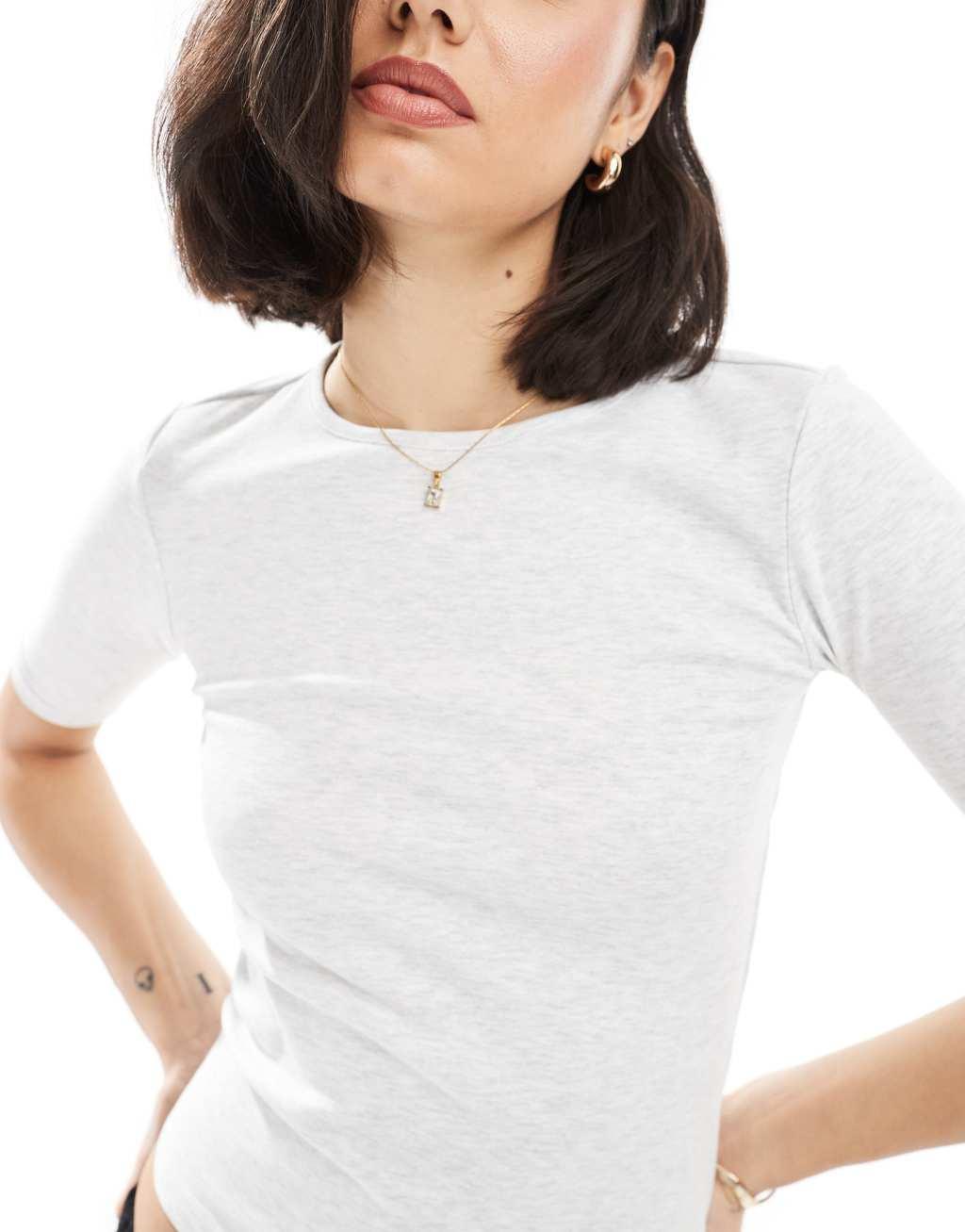 Pull&Bear t-shirt in grey marl Product Image