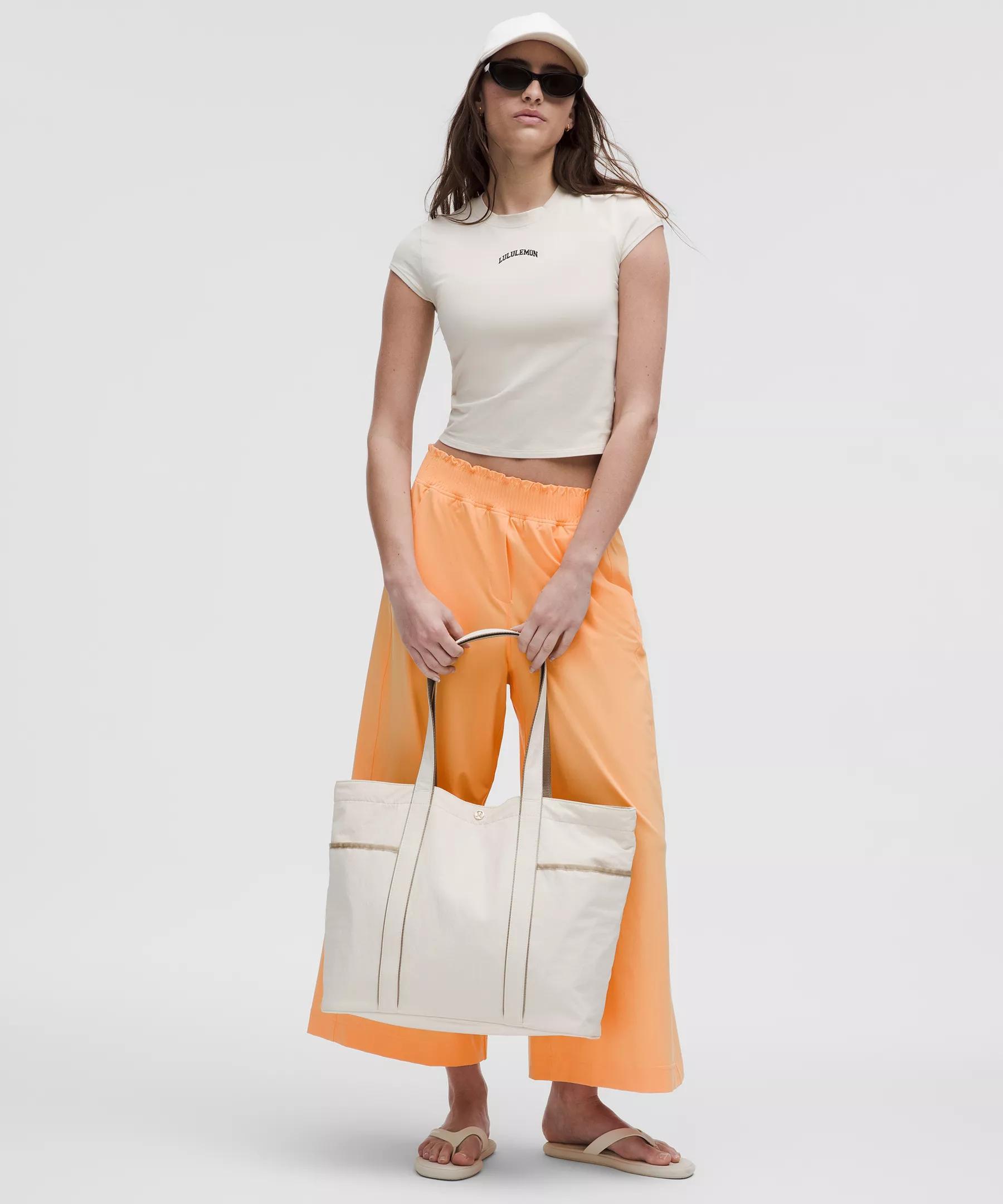 Stretch Woven Ruffle-Waist Wide-Leg Cropped Pant Product Image