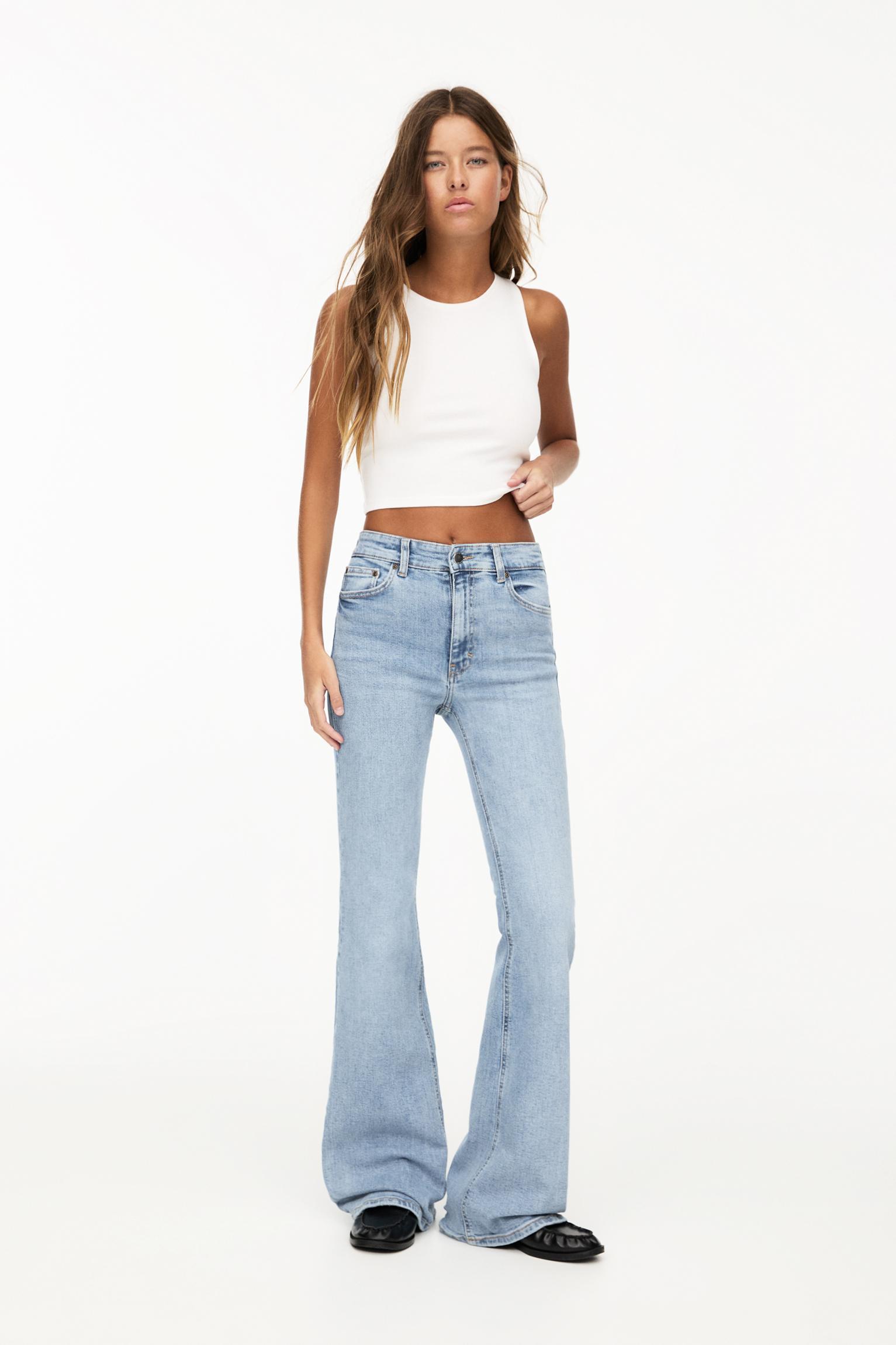 Basic flared jeans Product Image
