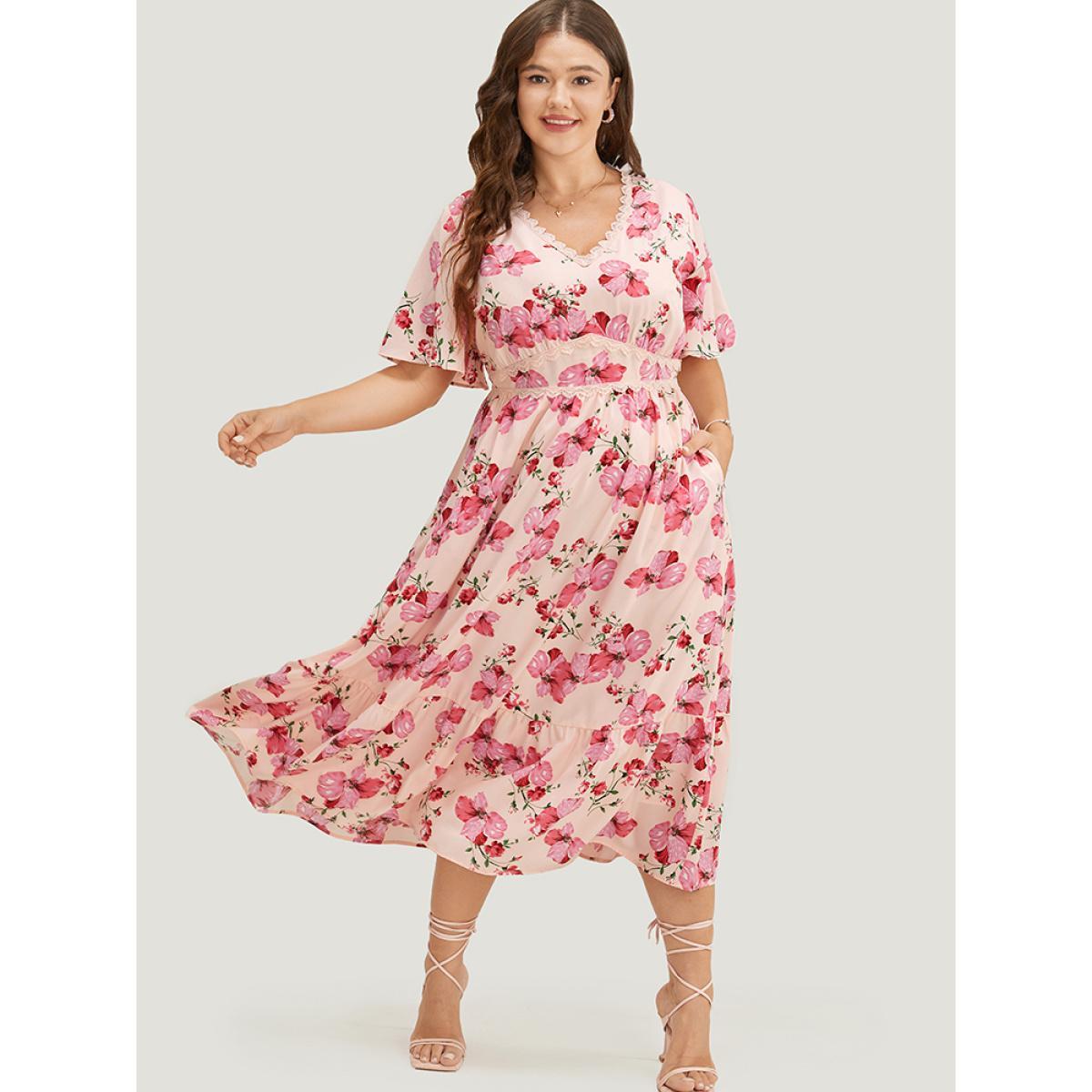 Plus Size Floral Print Lace Pocket Ruffle Hem Empire Waist Dress Pink Women Elegant Pocket V-neck Short sleeve Curvy Midi Dress BloomChic 14-16/1X Product Image