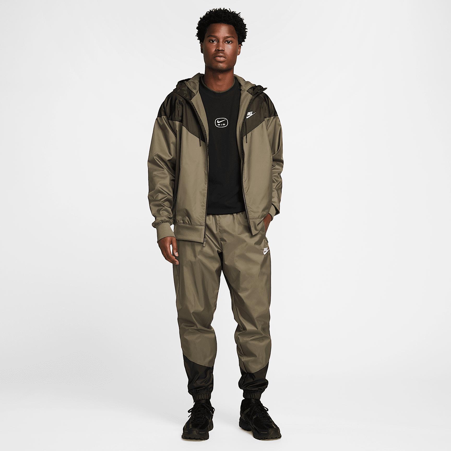 Nike Windrunner Men's Woven Lined Pants Product Image