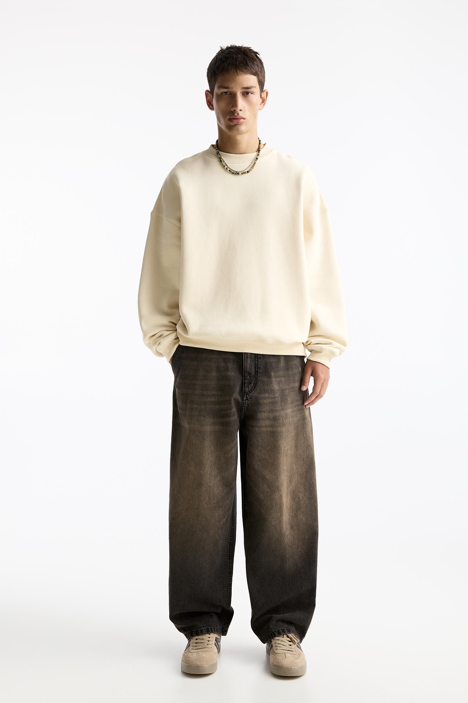 Basic boxy-fit sweatshirt Product Image