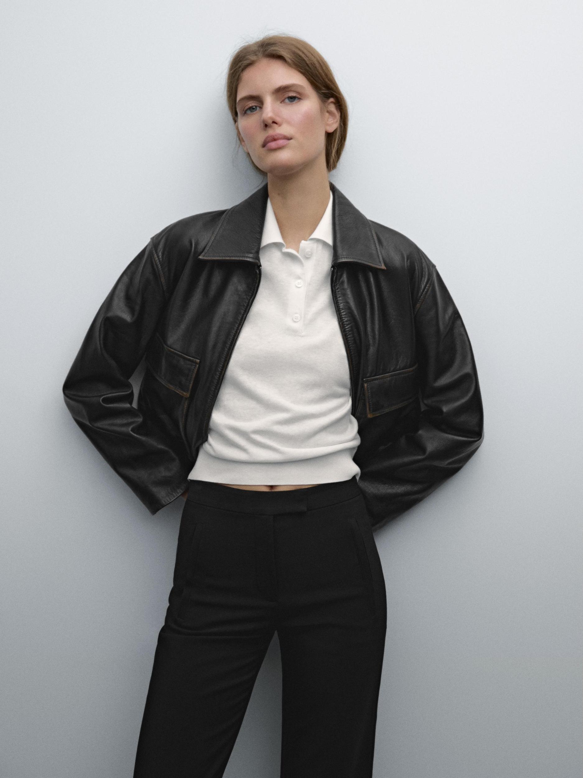 Trousers with buttoned hems Product Image