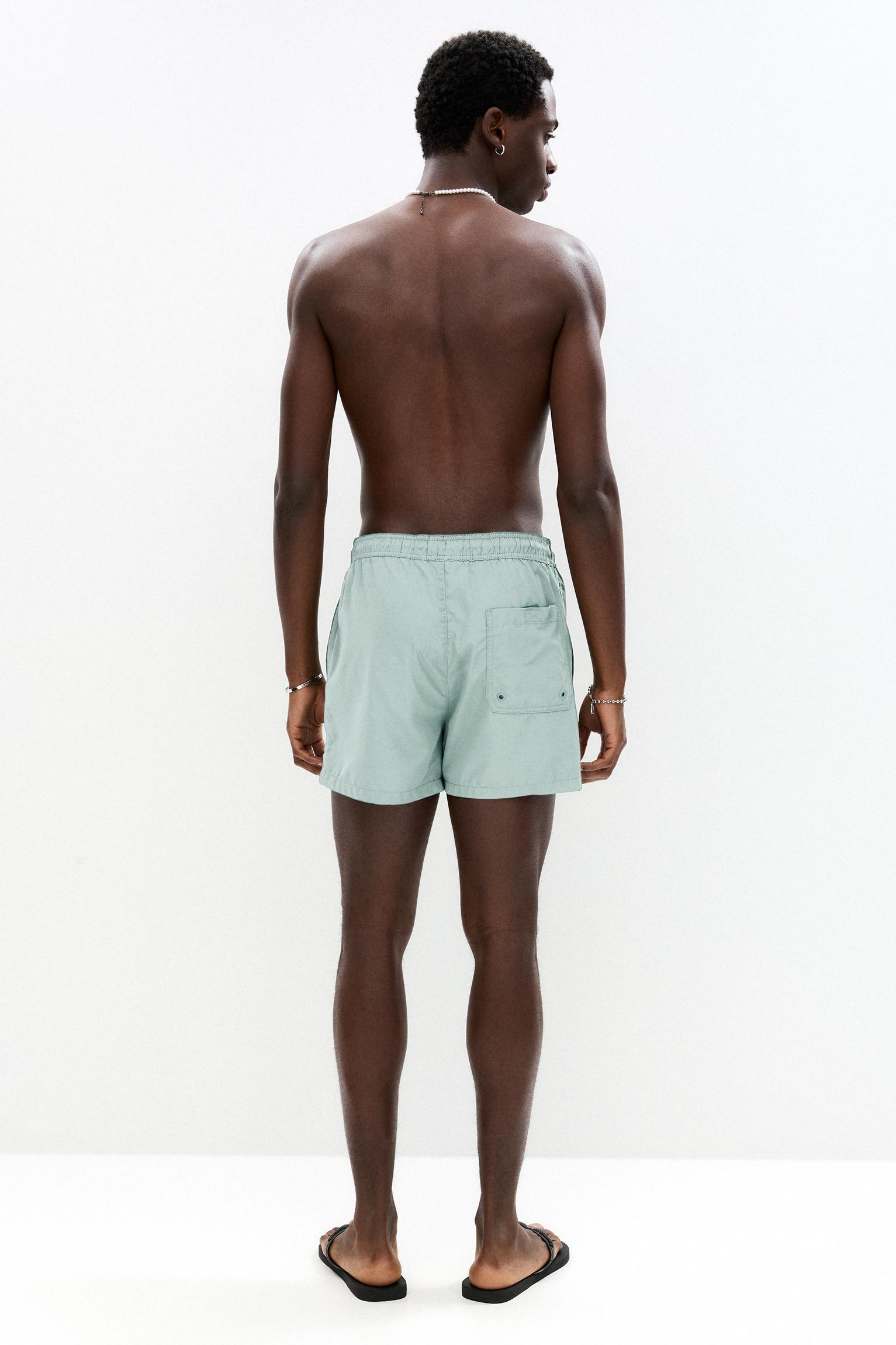 2-pack of basic board shorts Product Image