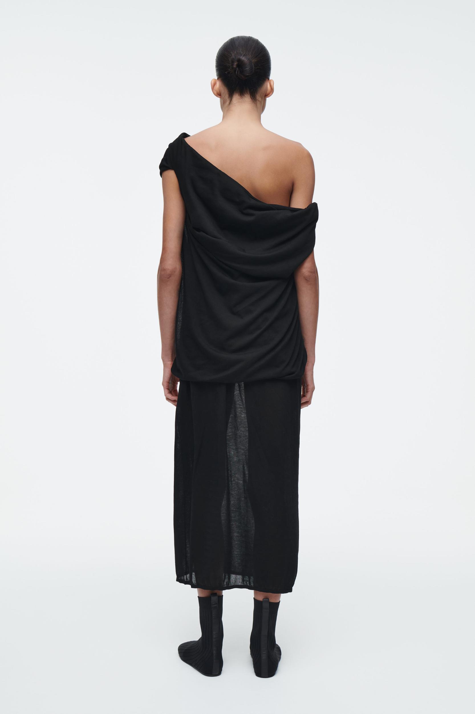 SHEER KNITTED SKIRT Product Image