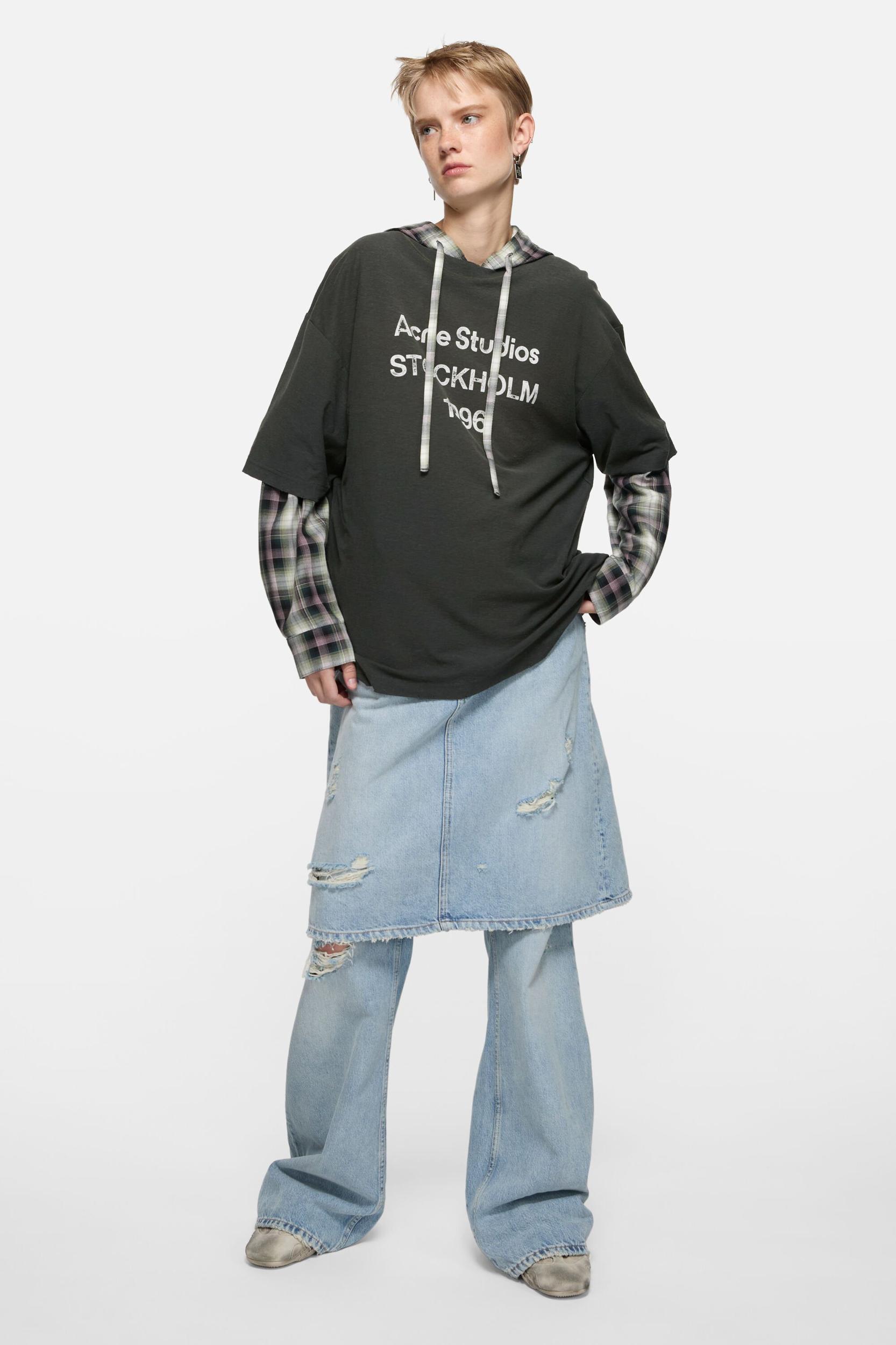 Logo t-shirt - Relaxed fit Product Image