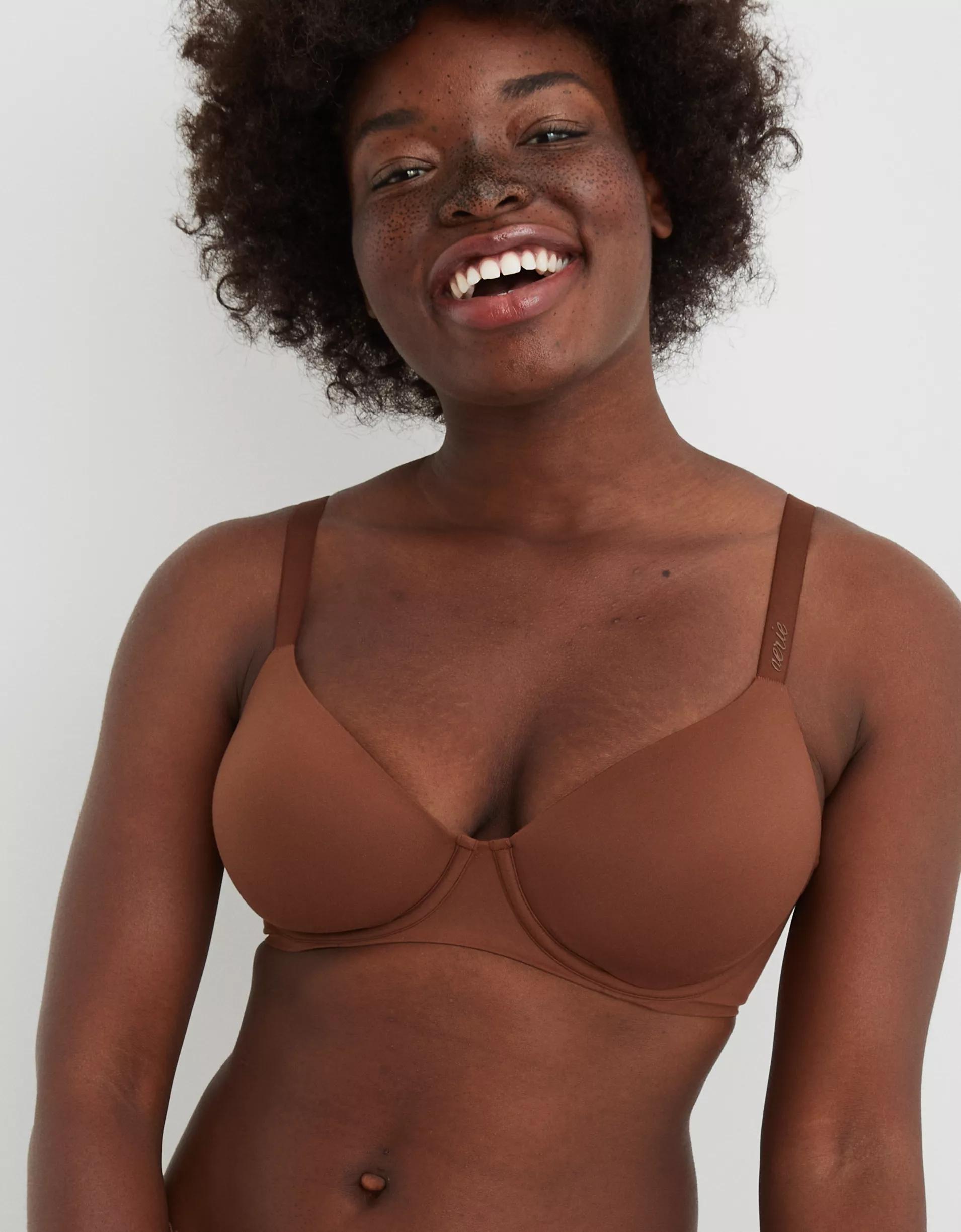SMOOTHEZ Full Coverage Lightly Lined Bra Product Image