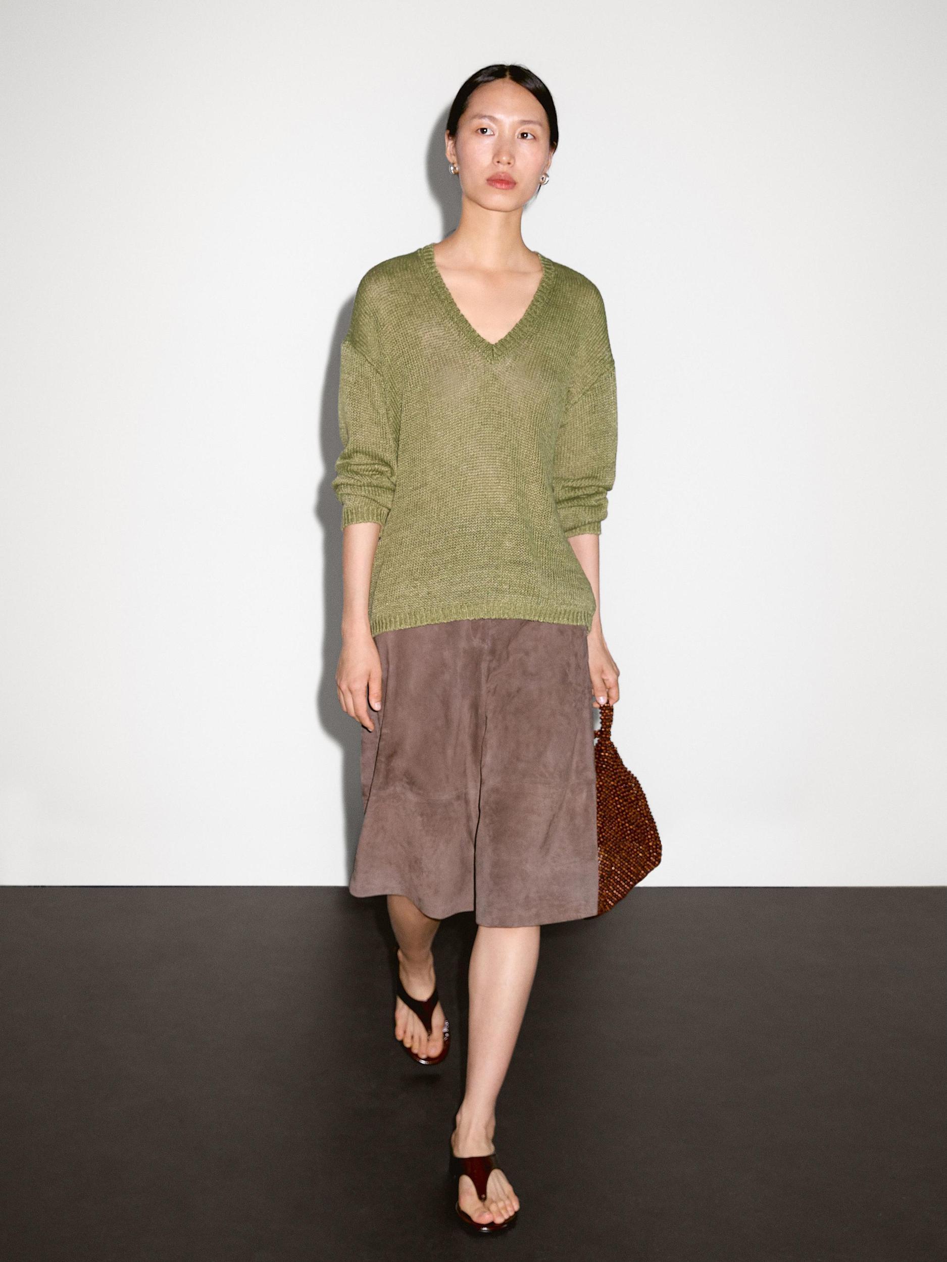 100% linen cutwork sweater Product Image