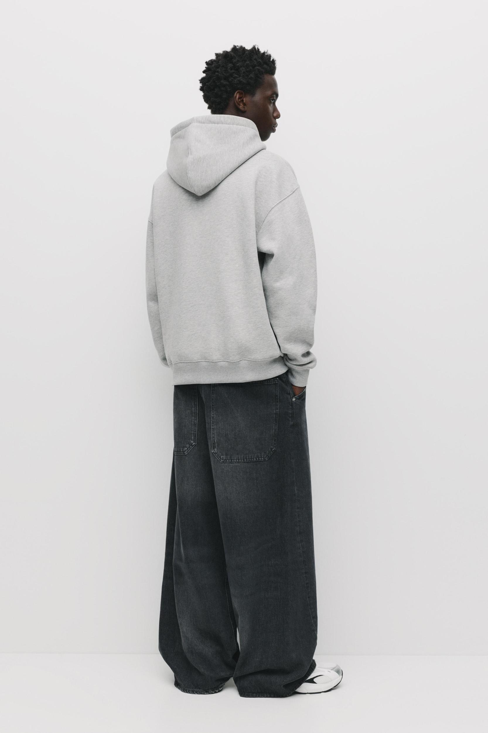 Basic hoodie Product Image