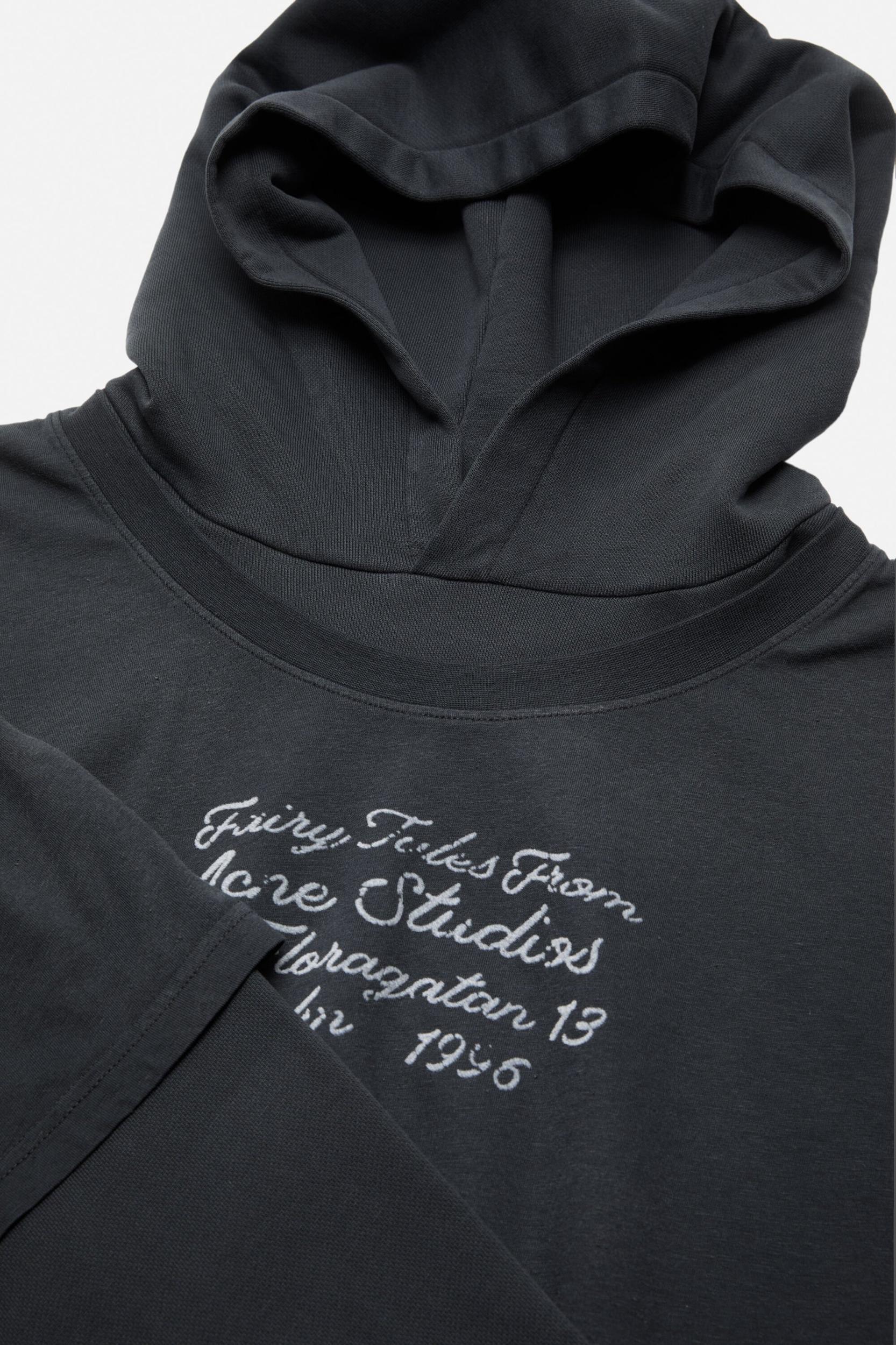 Layered sweatshirt Product Image