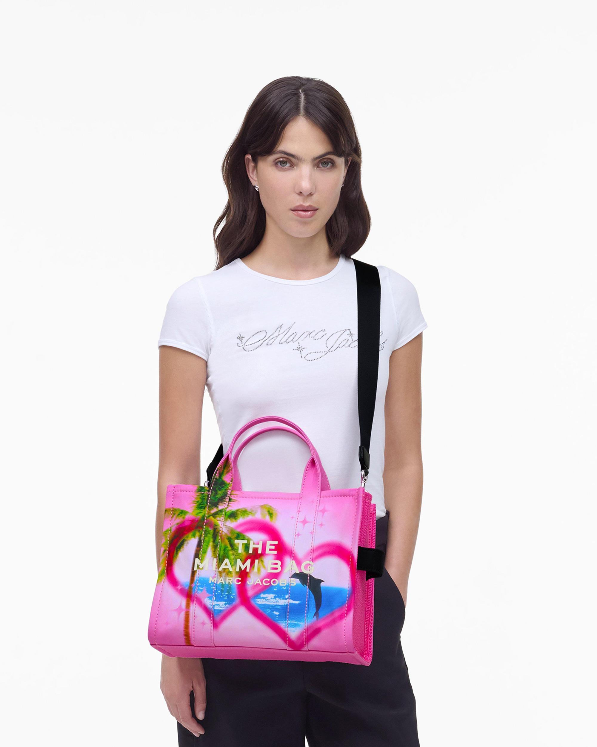 The Leather Medium Tote Bag Product Image
