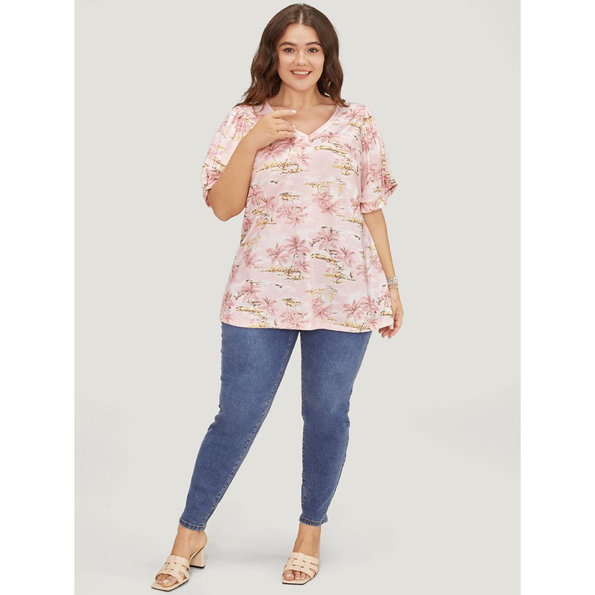 Plus Size Coconut Tree Print Gathered Twist Sleeve T-shirt Rouge Women Vacation Tropical V-neck Dailywear T-shirts BloomChic 12/L Product Image